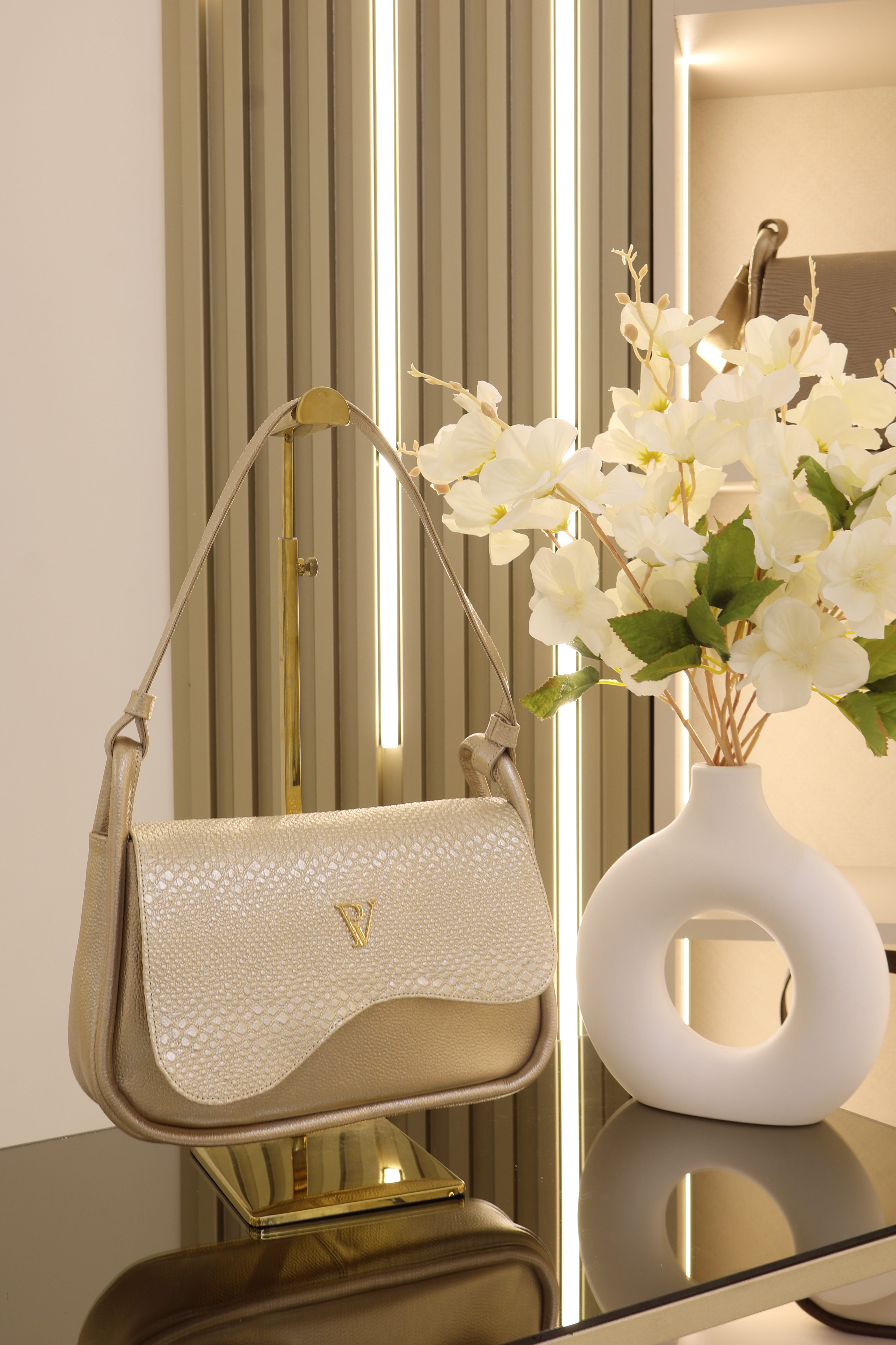 Bolso Moana en cuero Champán Folia