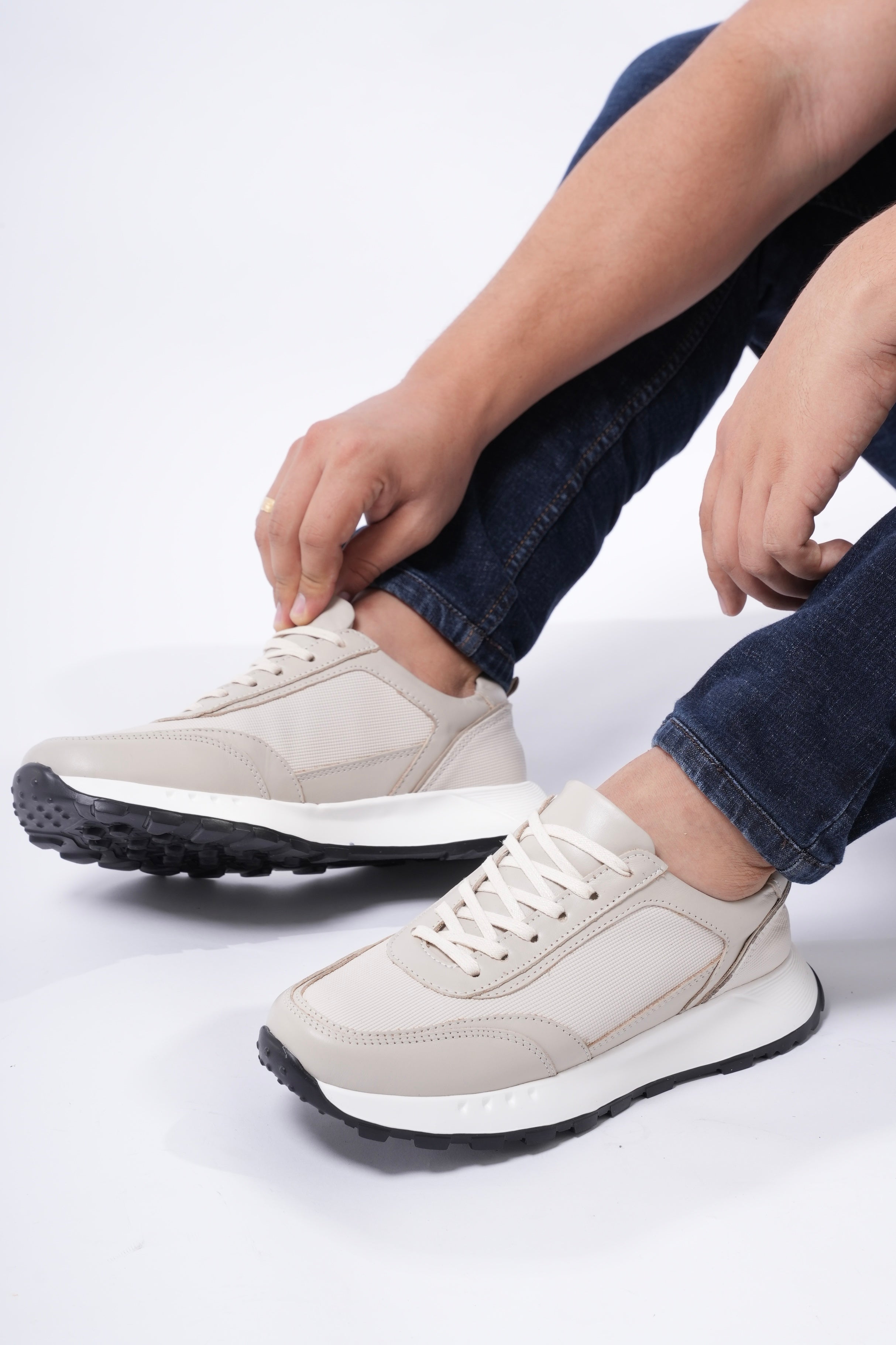 Tenis Origen avena navy en cuero para hombre