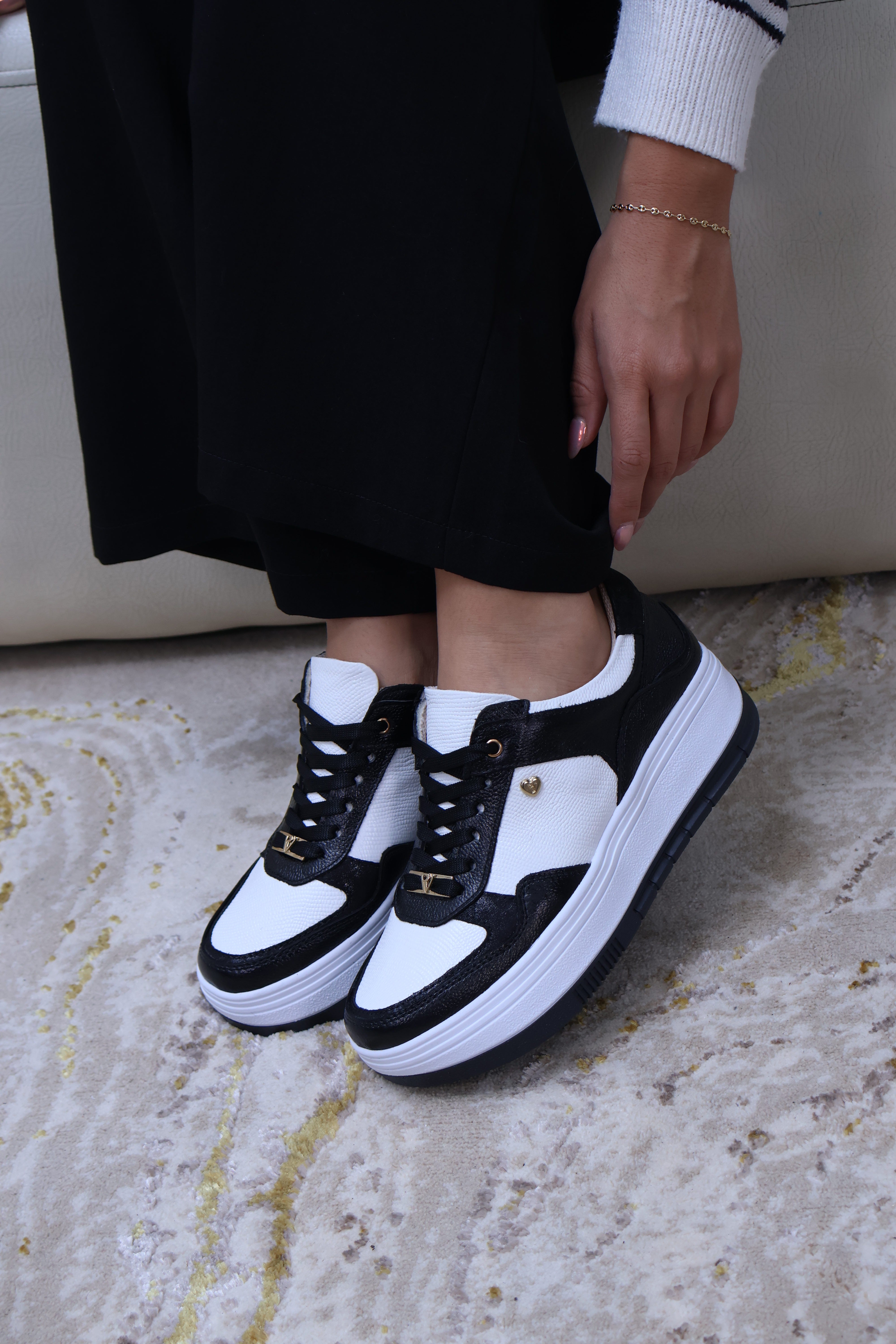 Tenis denver en cuero Negro x Blanco