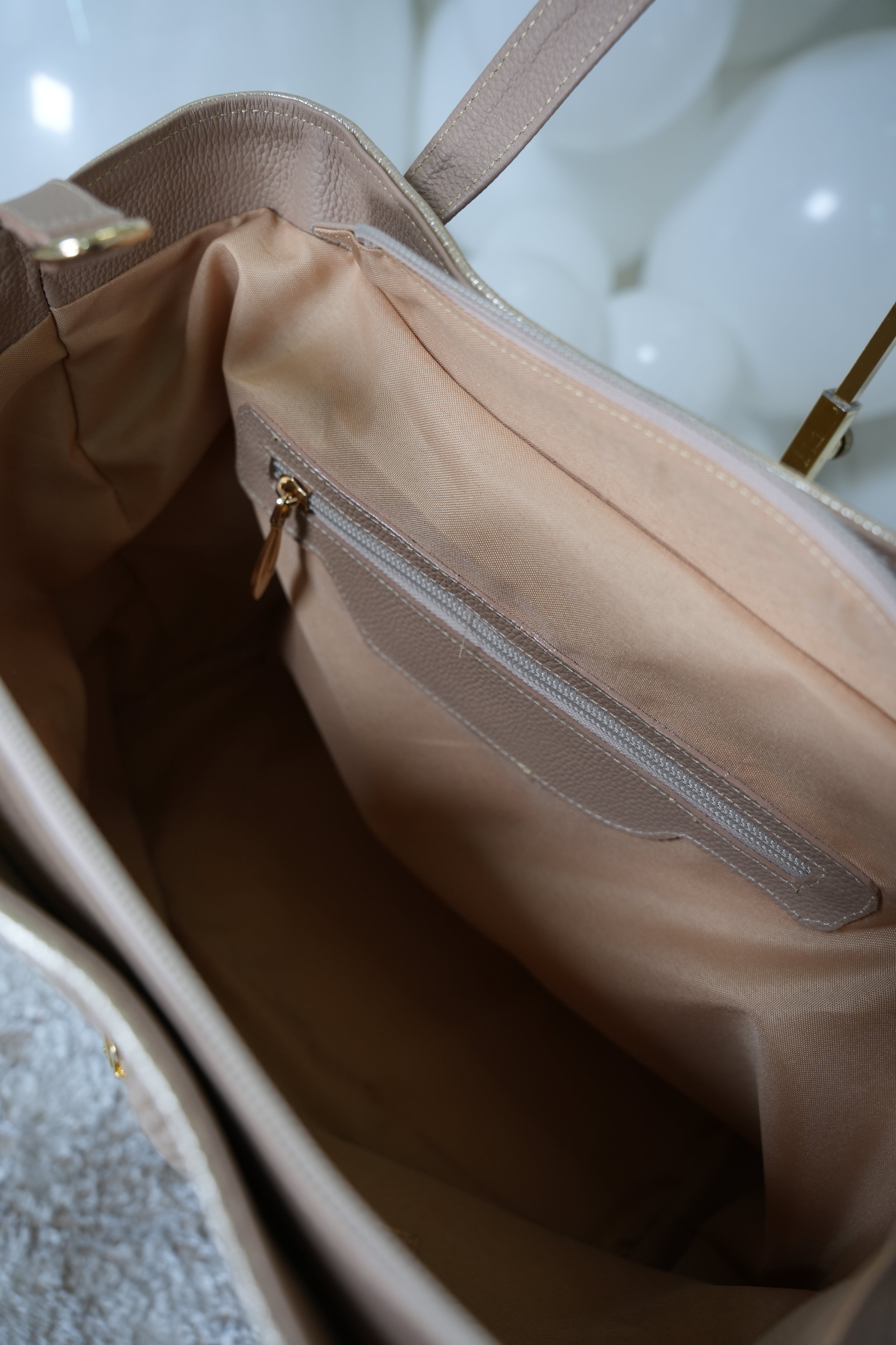 Bolso Mallorca Taupe en Cuero