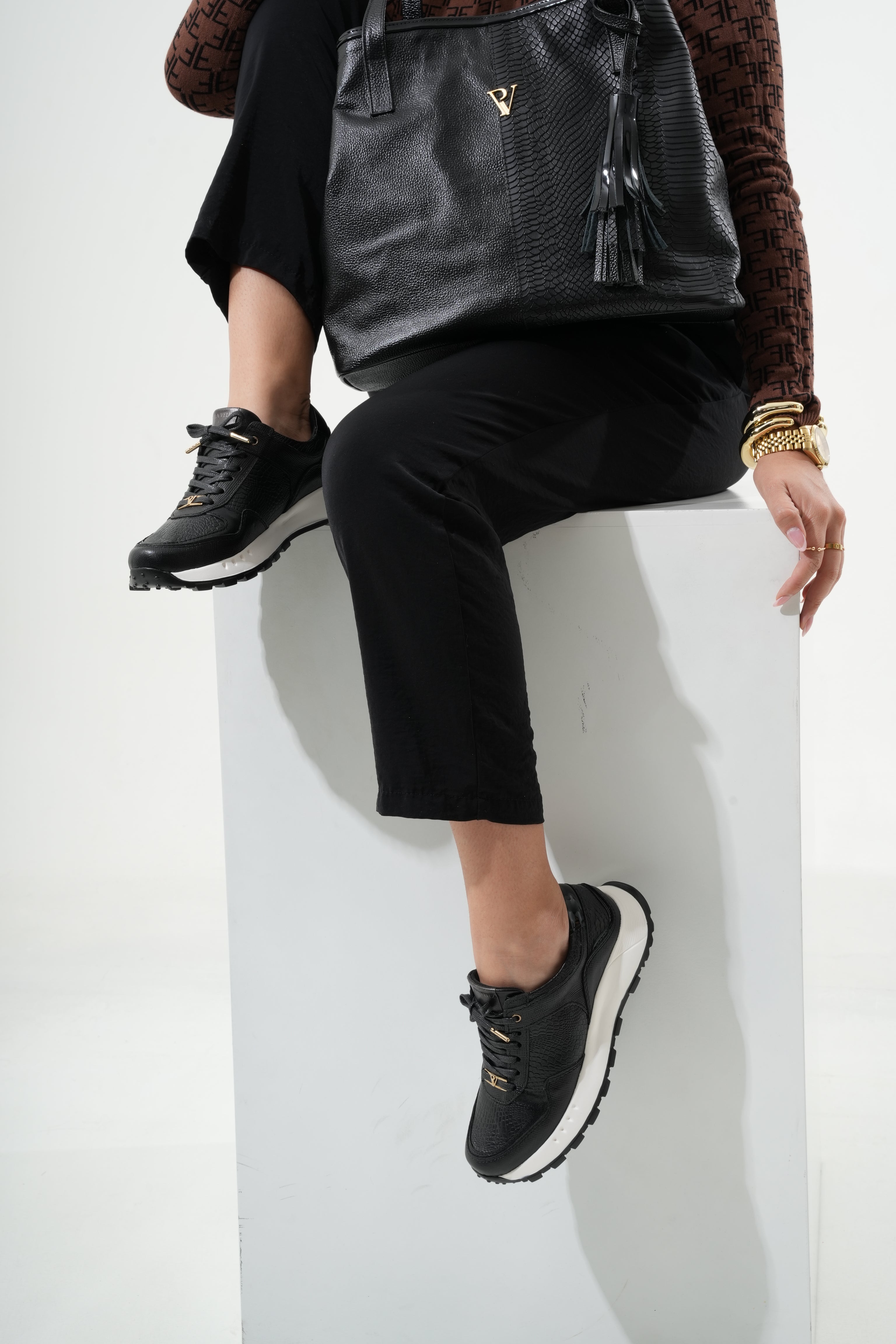 Tenis Denver Negro Charol Nadal