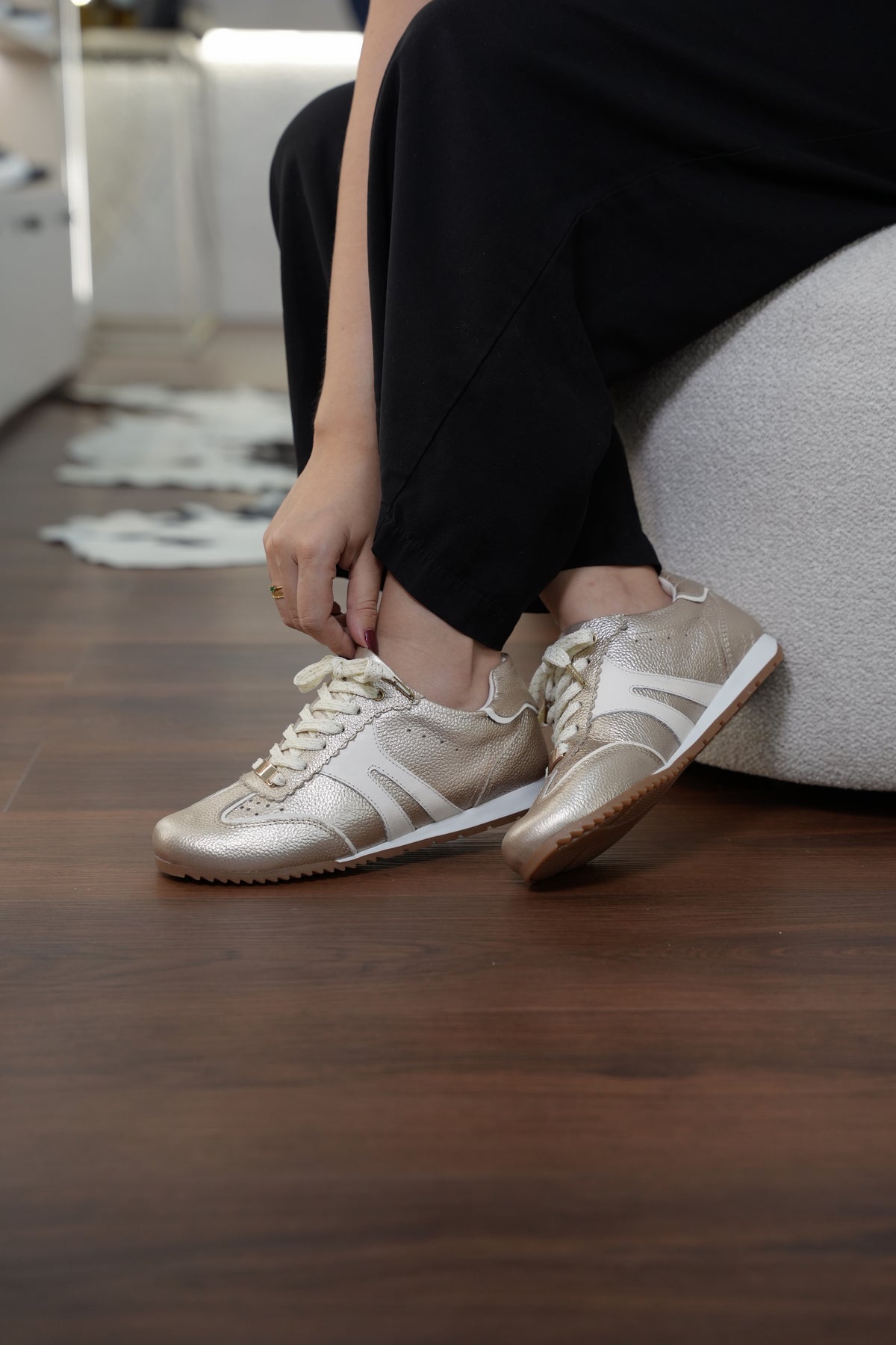Tenis Emilia en Cuero Oro