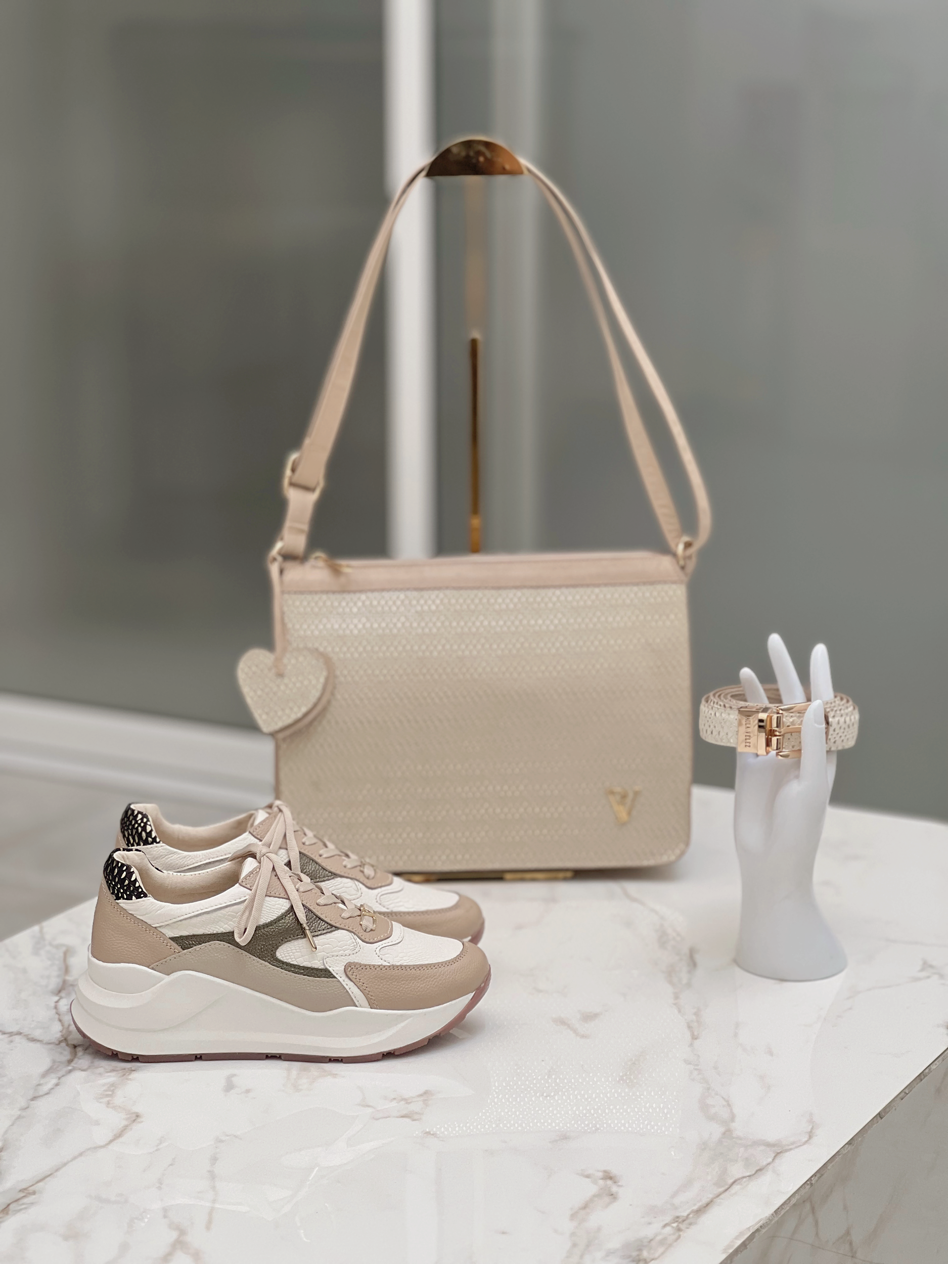 Bolsos Vélez Para Mujer Bolso Manos Libres Mujer Velez Velez Bolso