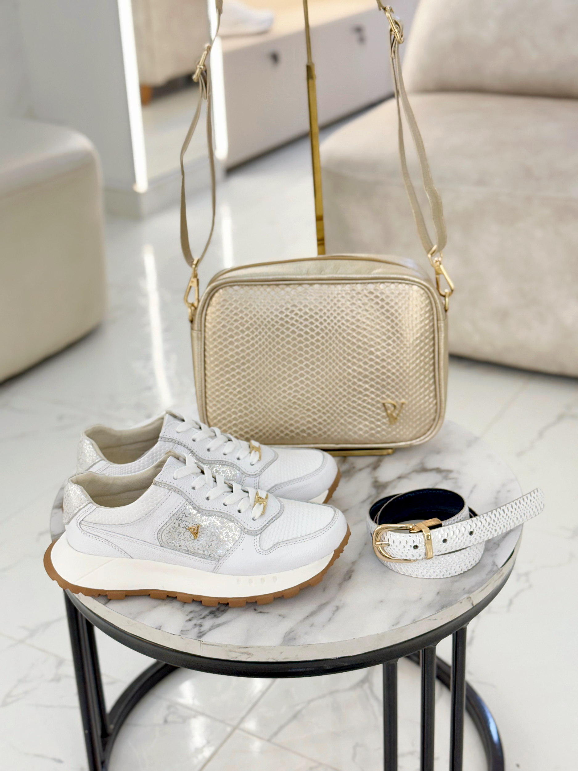 Tenis Romeo Platinum en cuero