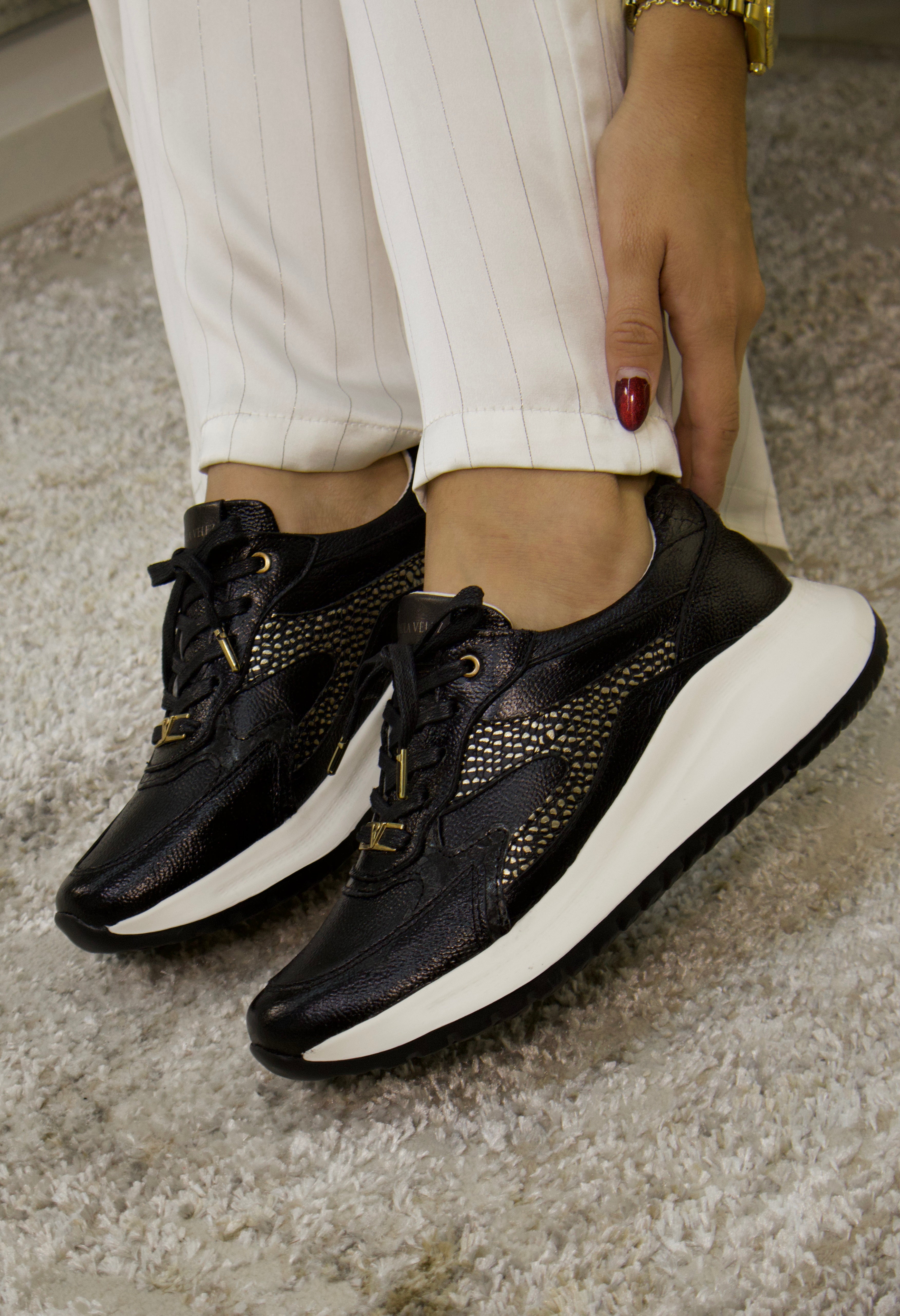 Samara Negro charol Panda