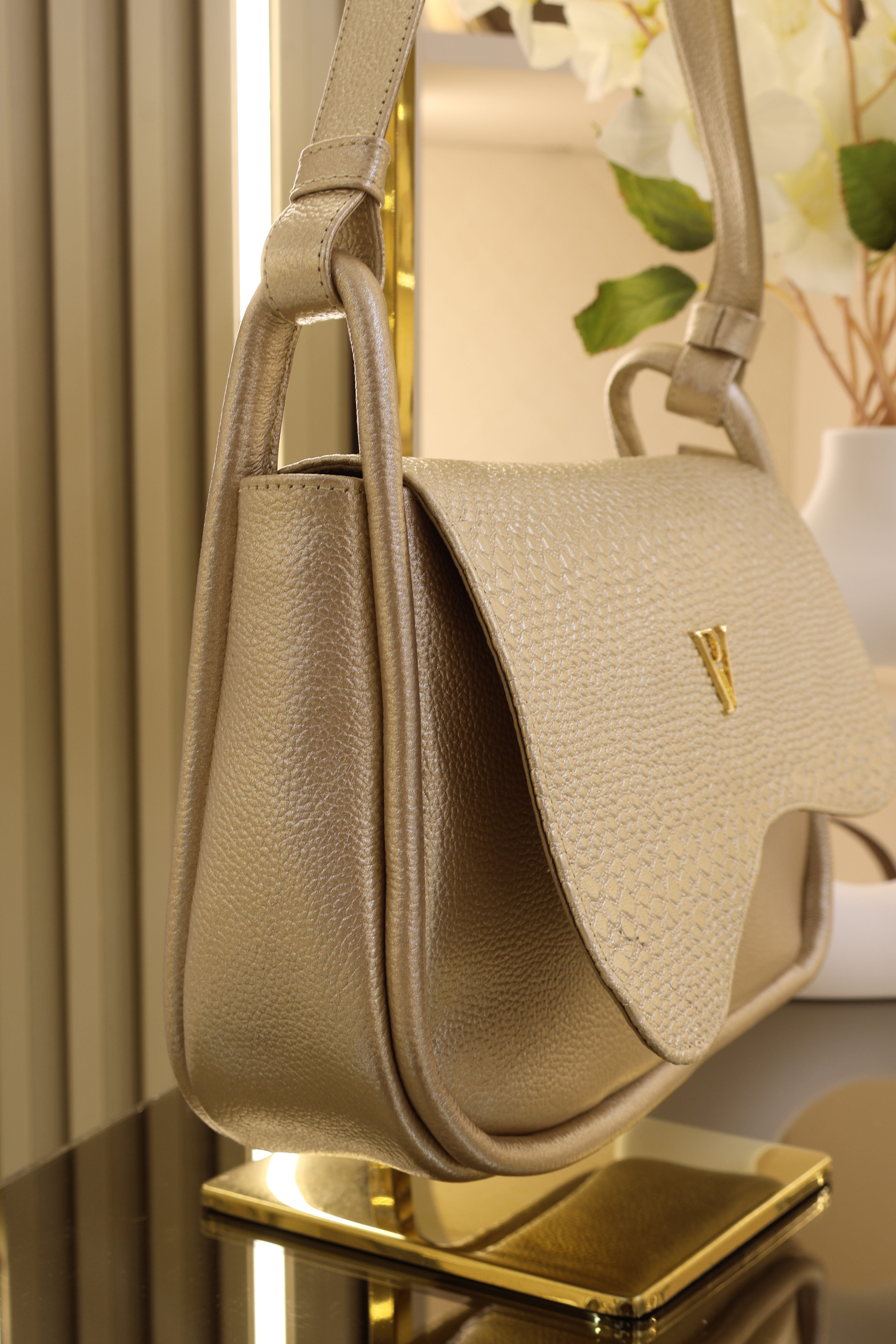 Bolso Moana en cuero Champán Folia