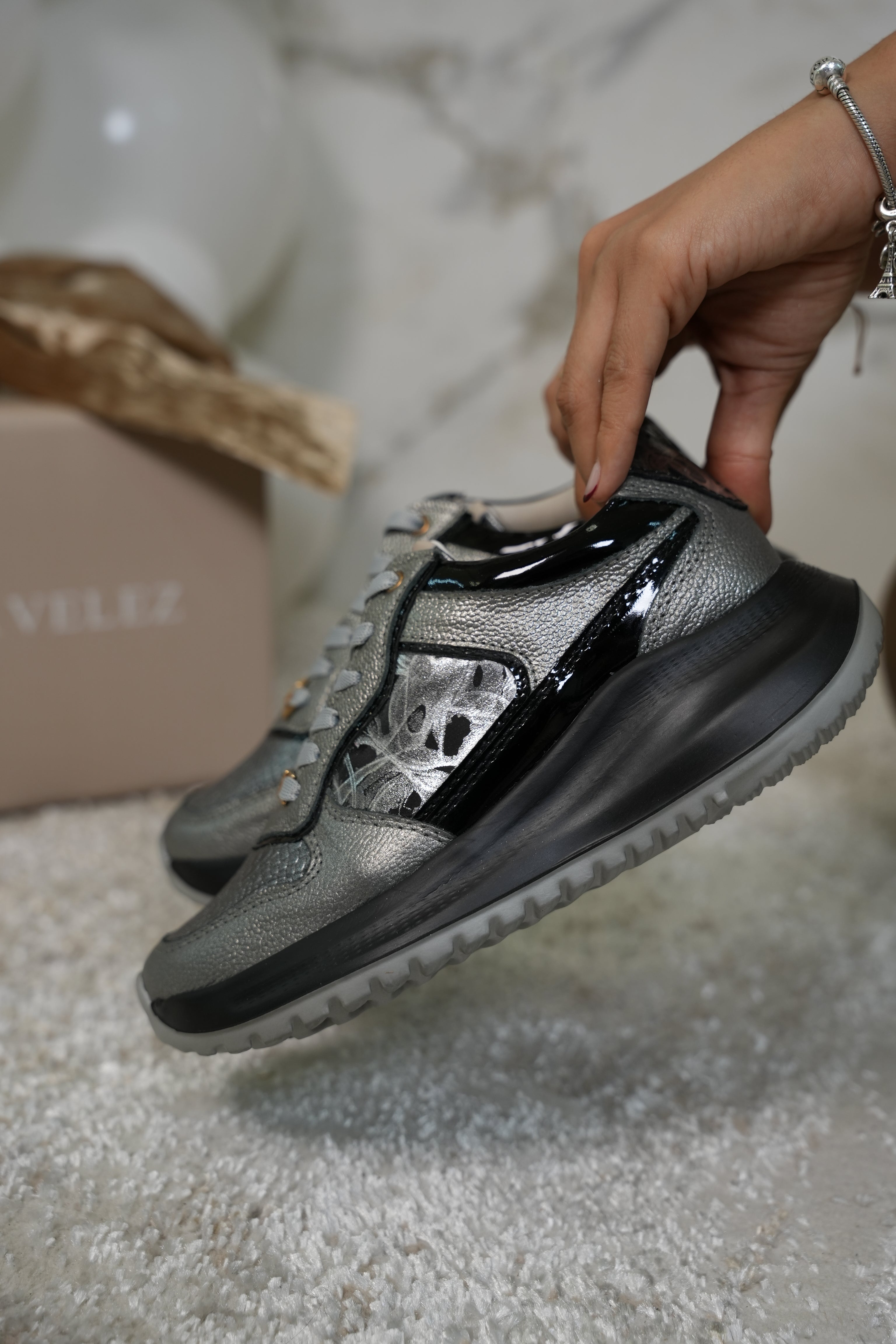 Tenis Romeo caño fusil en cuero