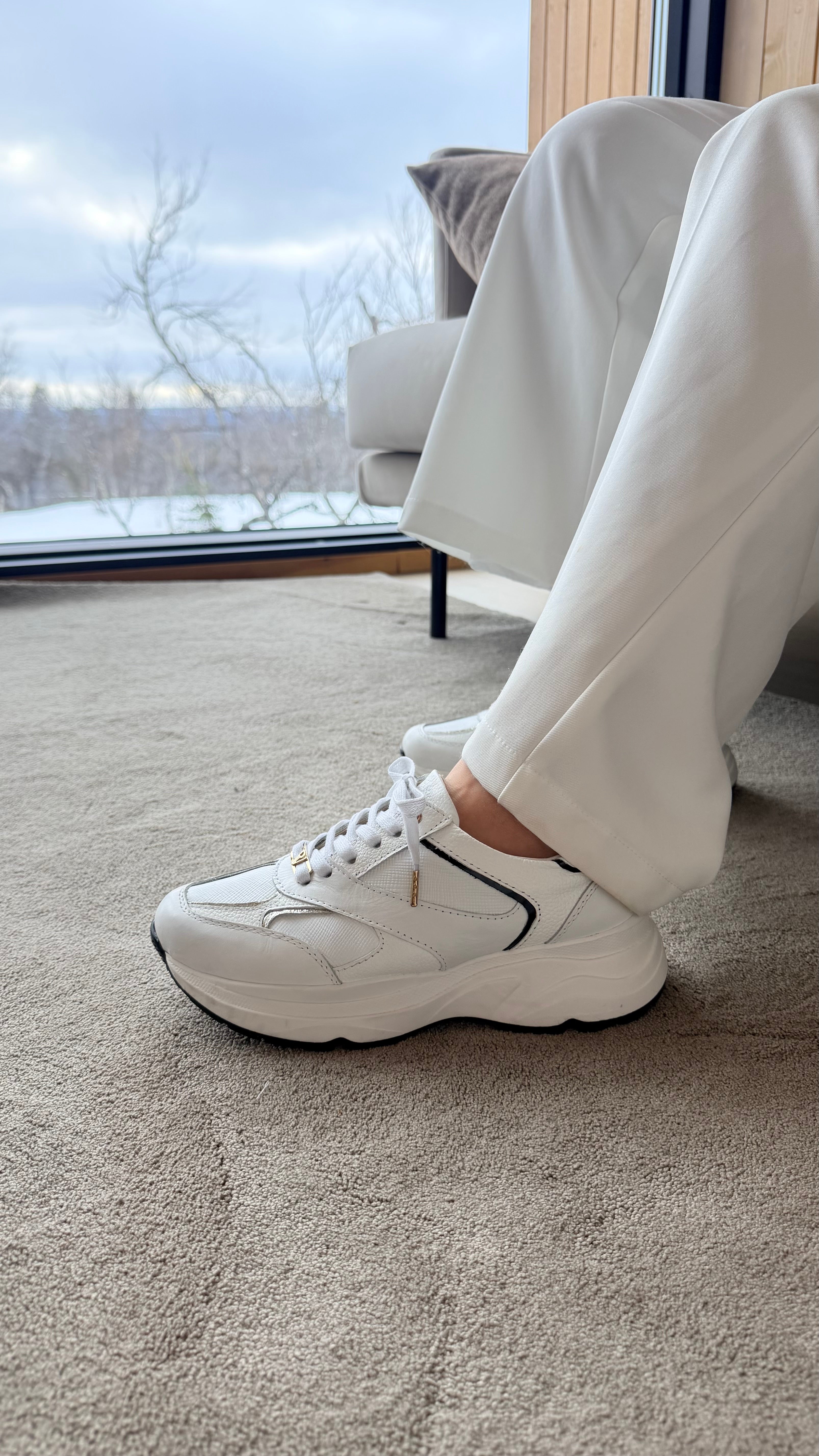 Tenis Boreal Blanco en Cuero