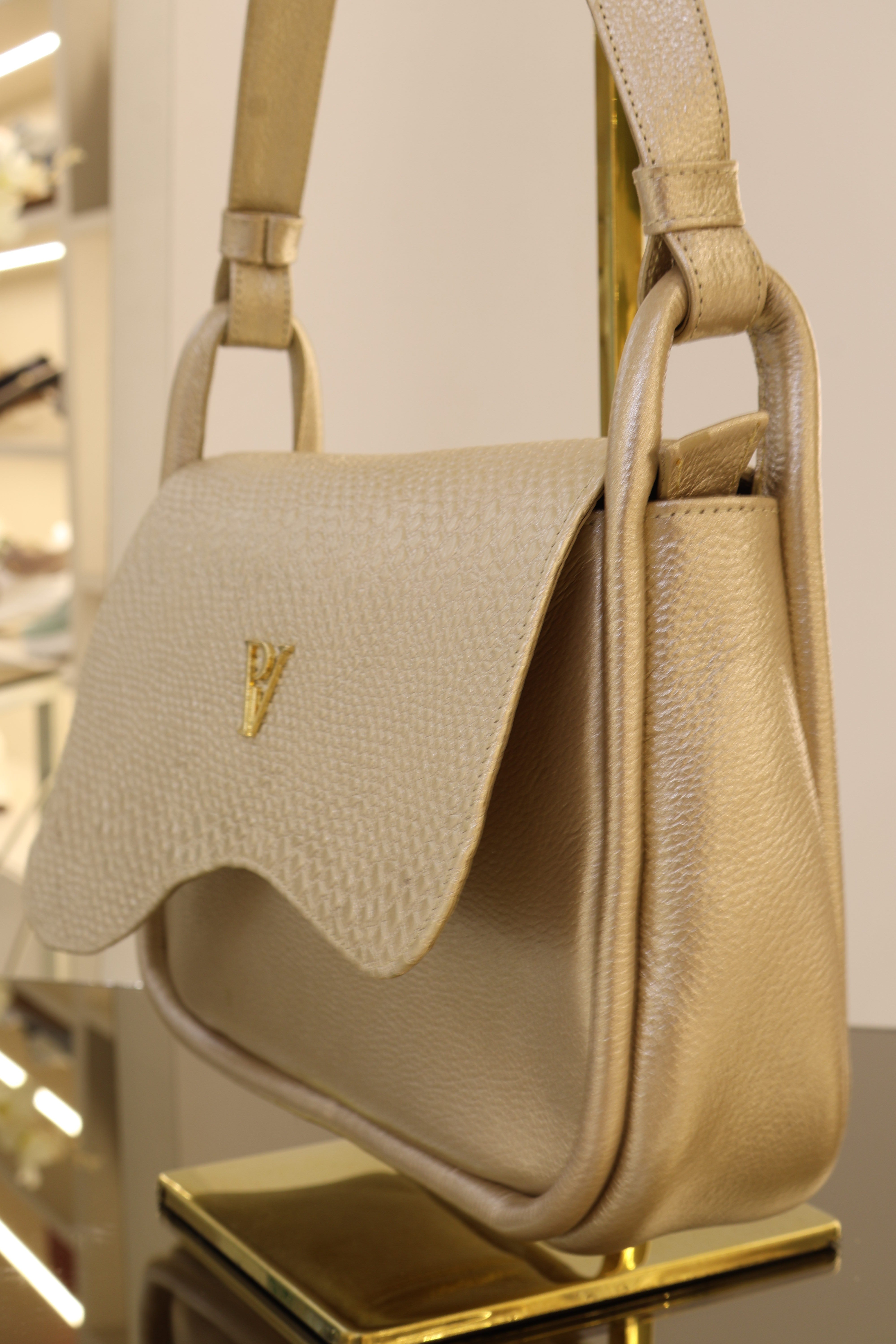 Bolso Moana en cuero Champán Folia