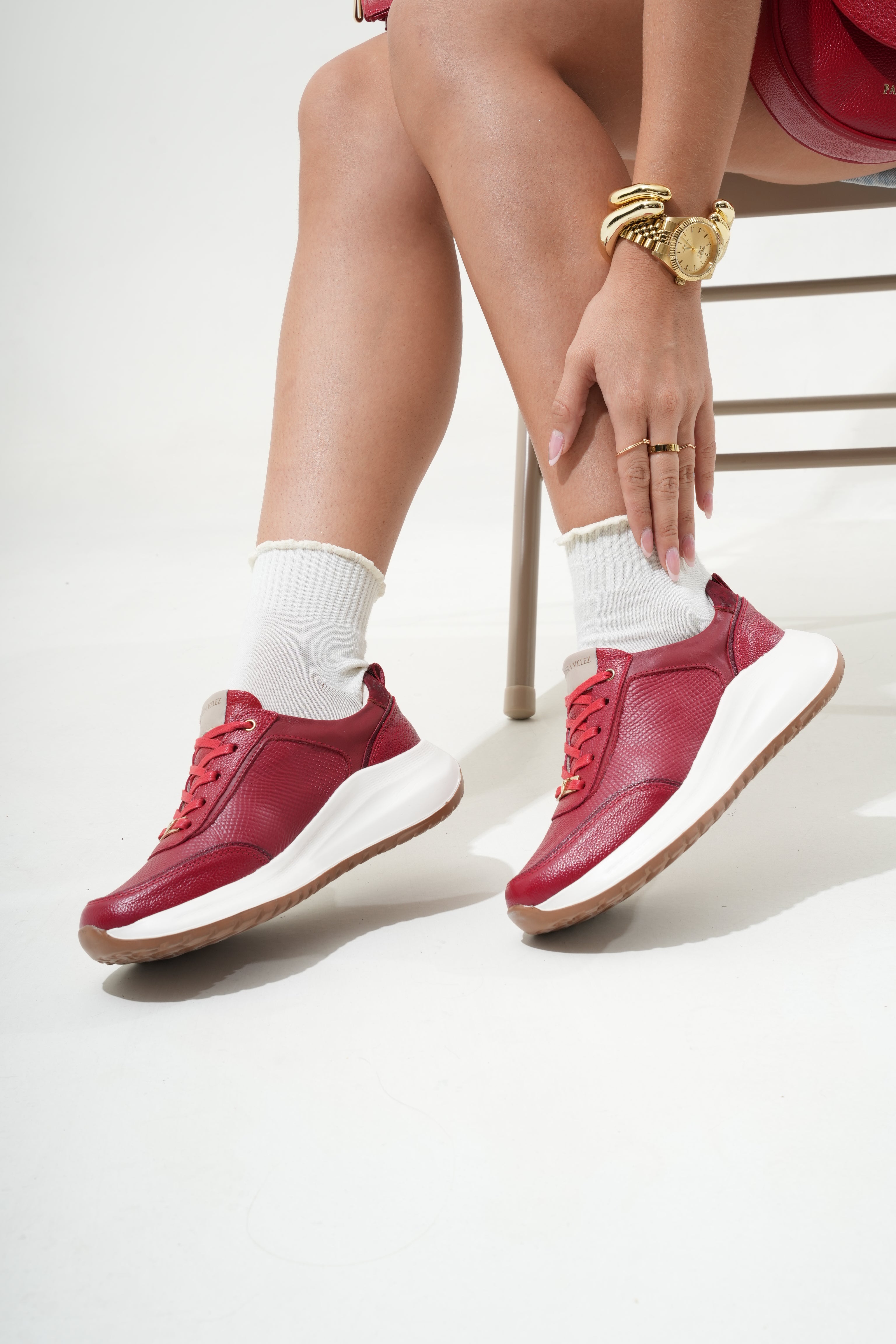 Tenis Origen Rojo en Cuero