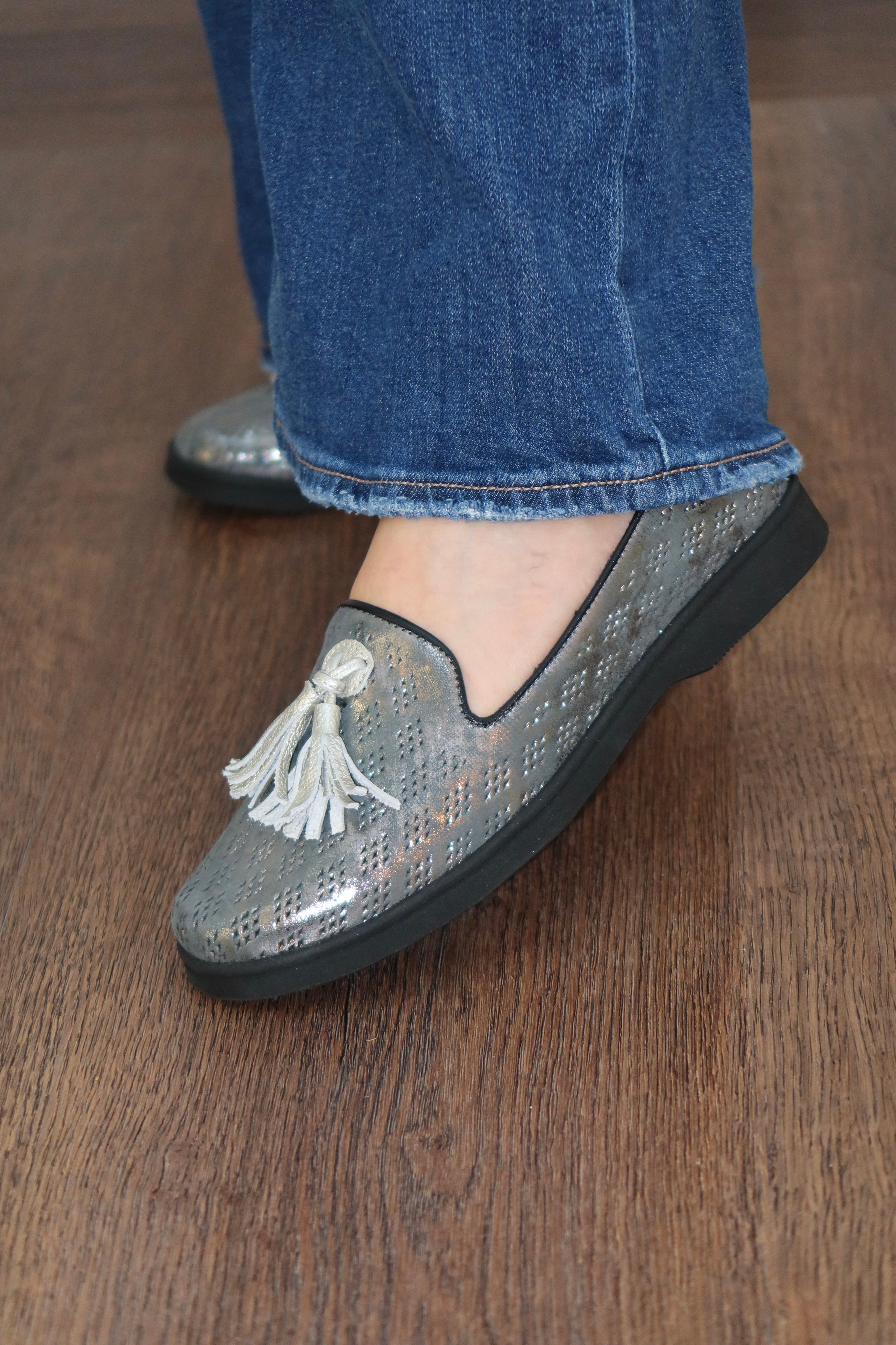 Mocasin folia gris/negro Elina