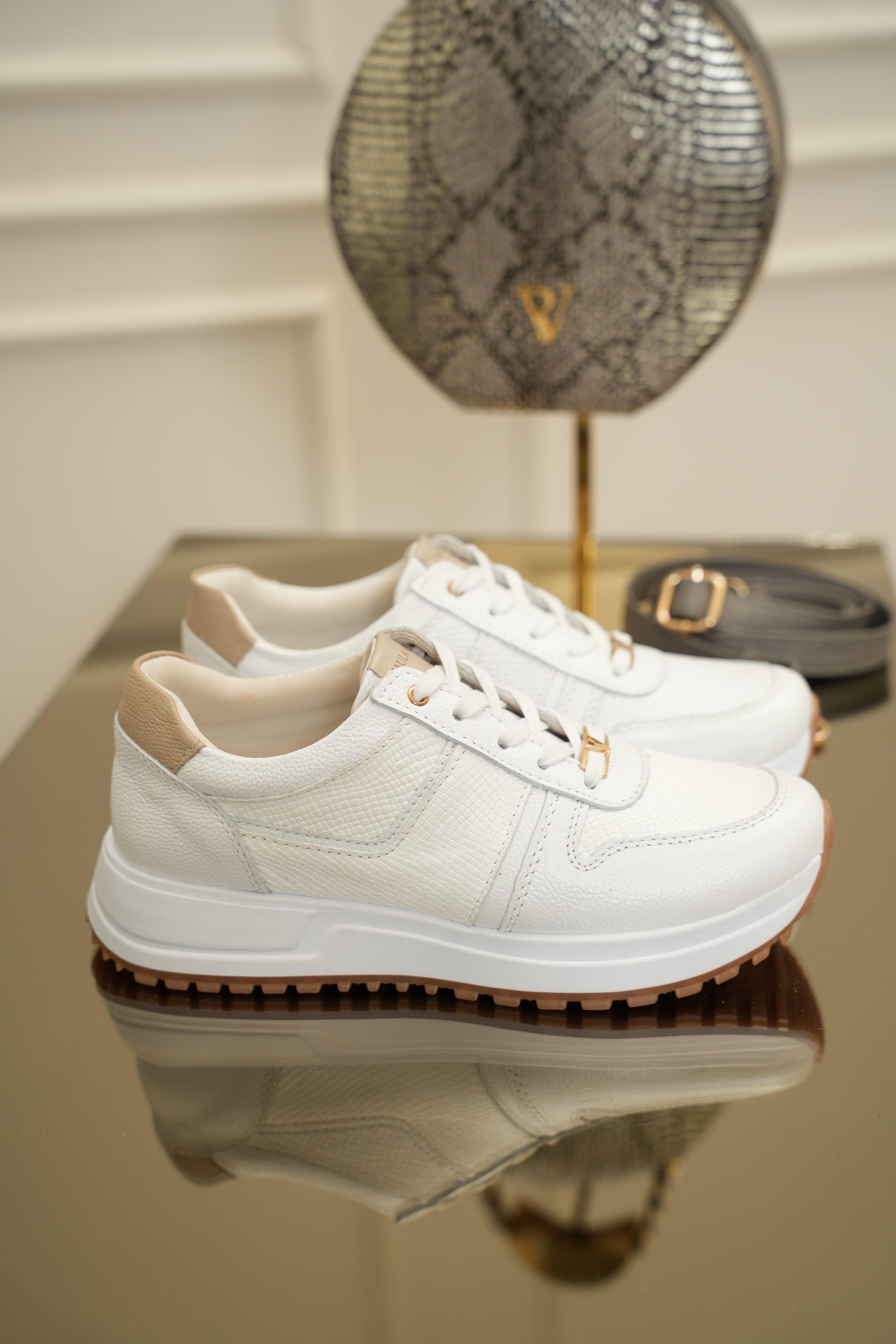 Tenis Coco Blanco taupe napoles