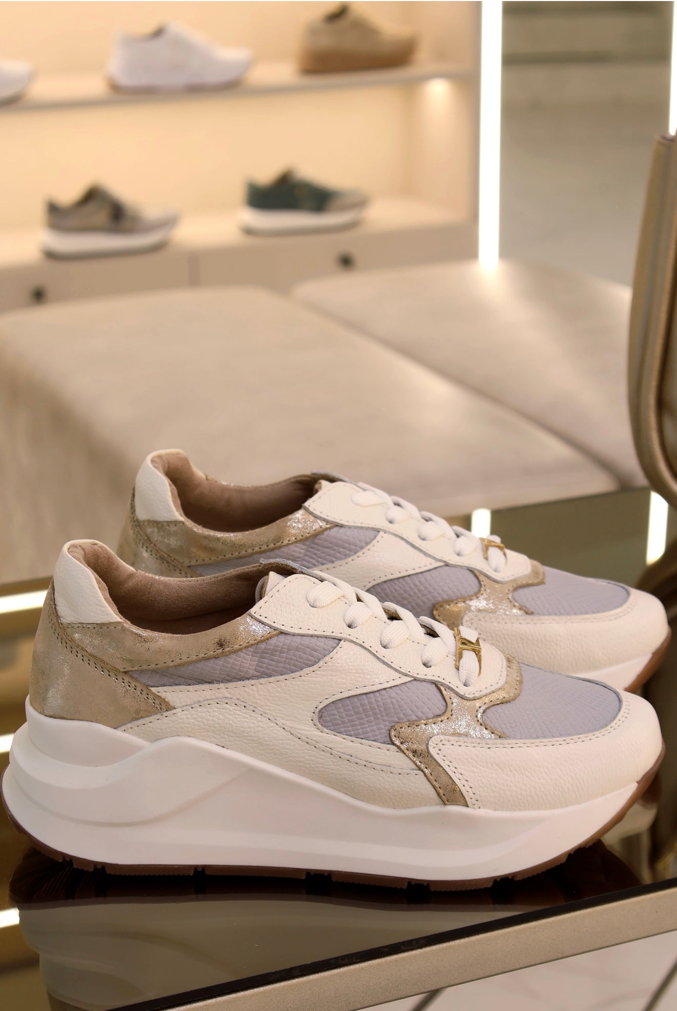 Tenis de cuero Samara talco baby blue Dakota