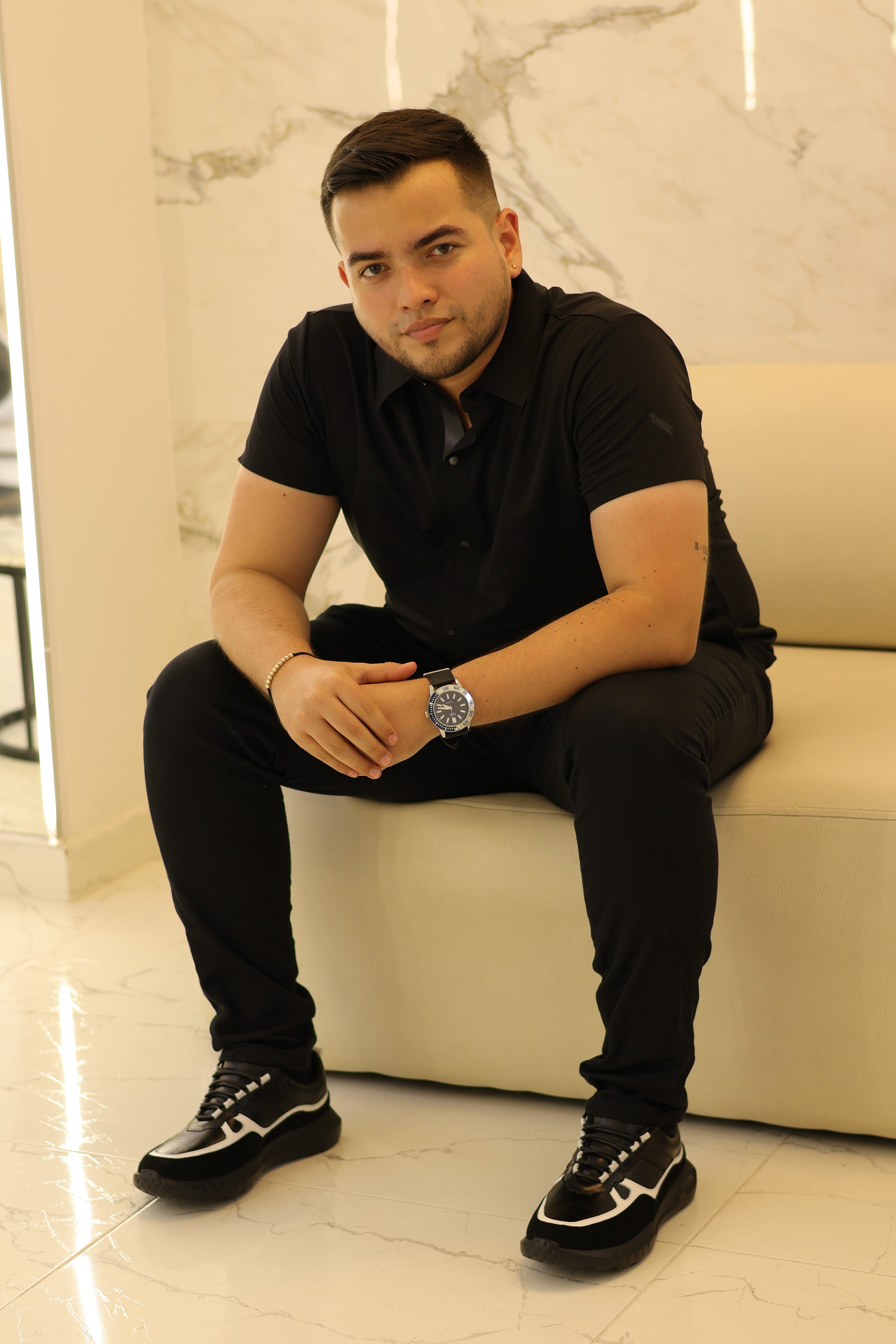 Tenis Román Negro X Blanco