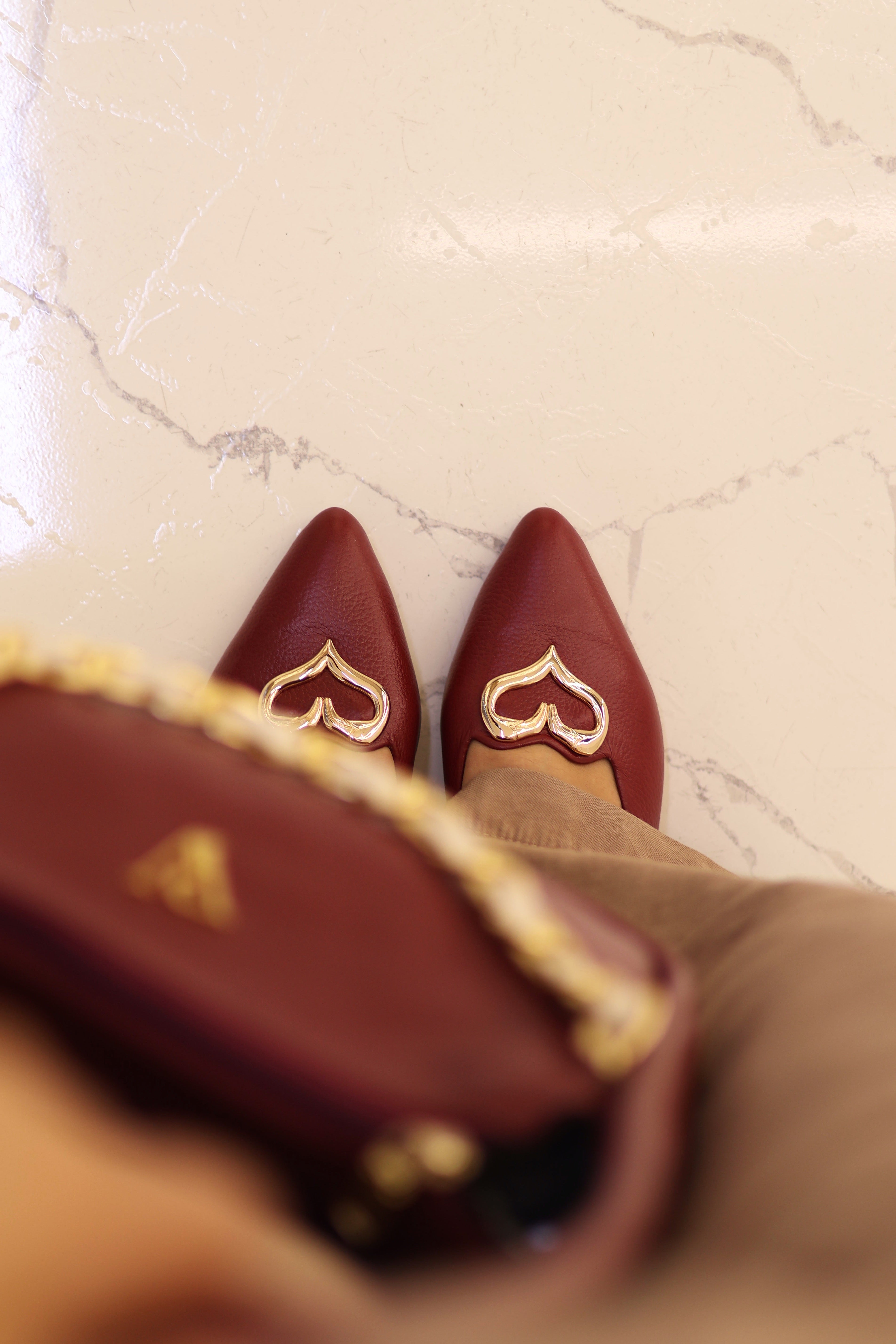 Tacón Elegance en cuero Vino