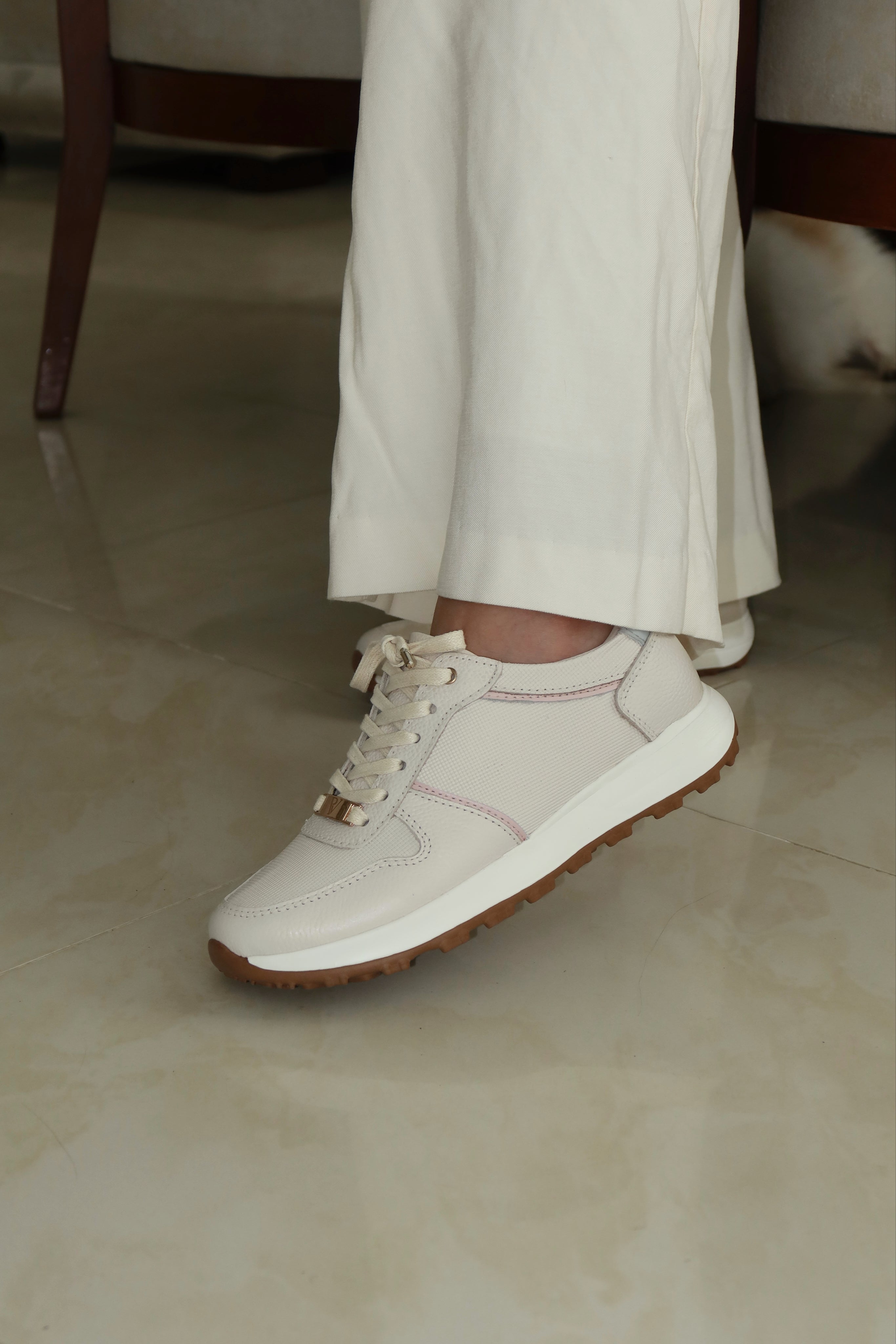 Tenis Chanel avena baby densa