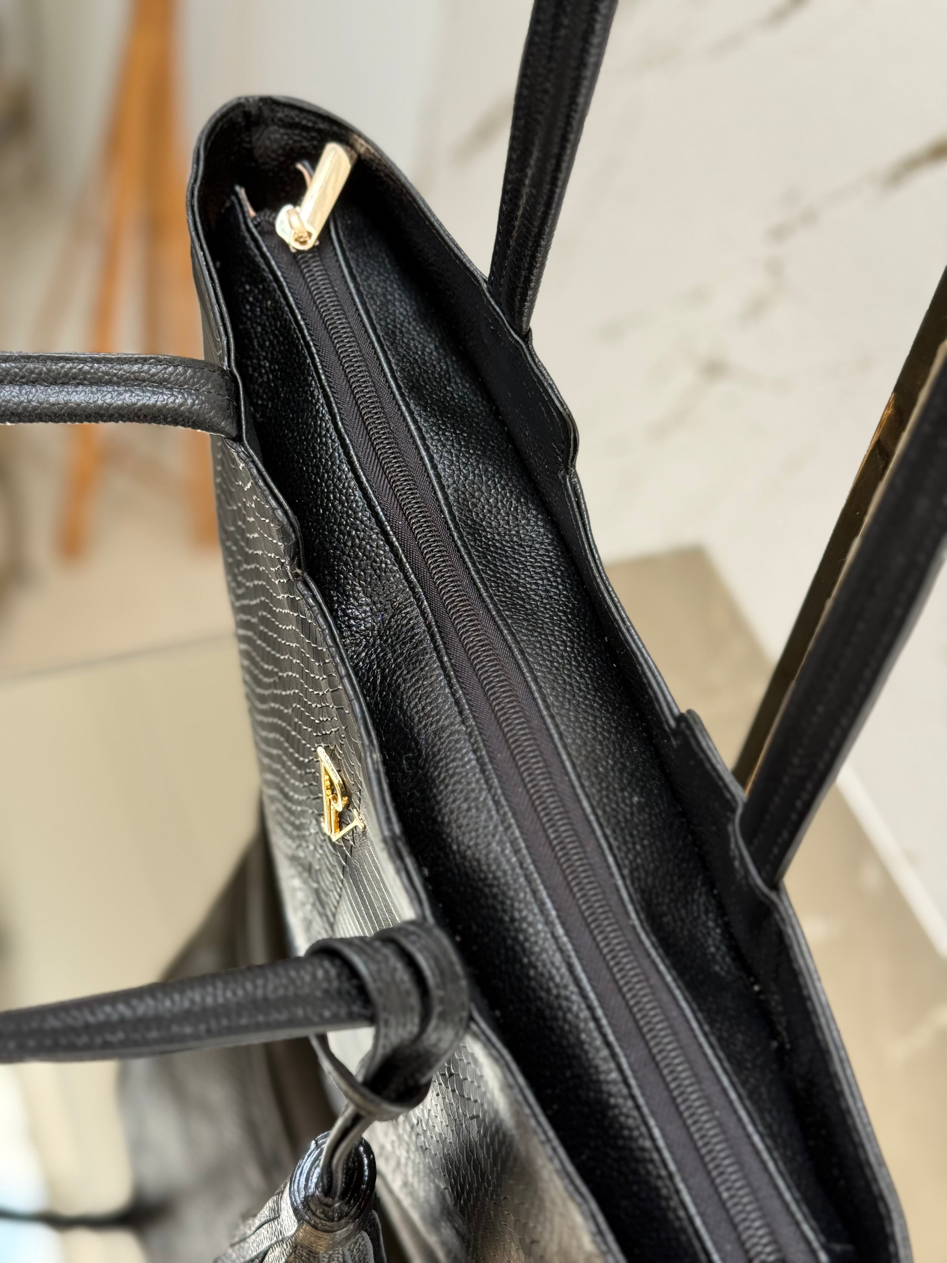 Bolso Grecia Negro en Cuero