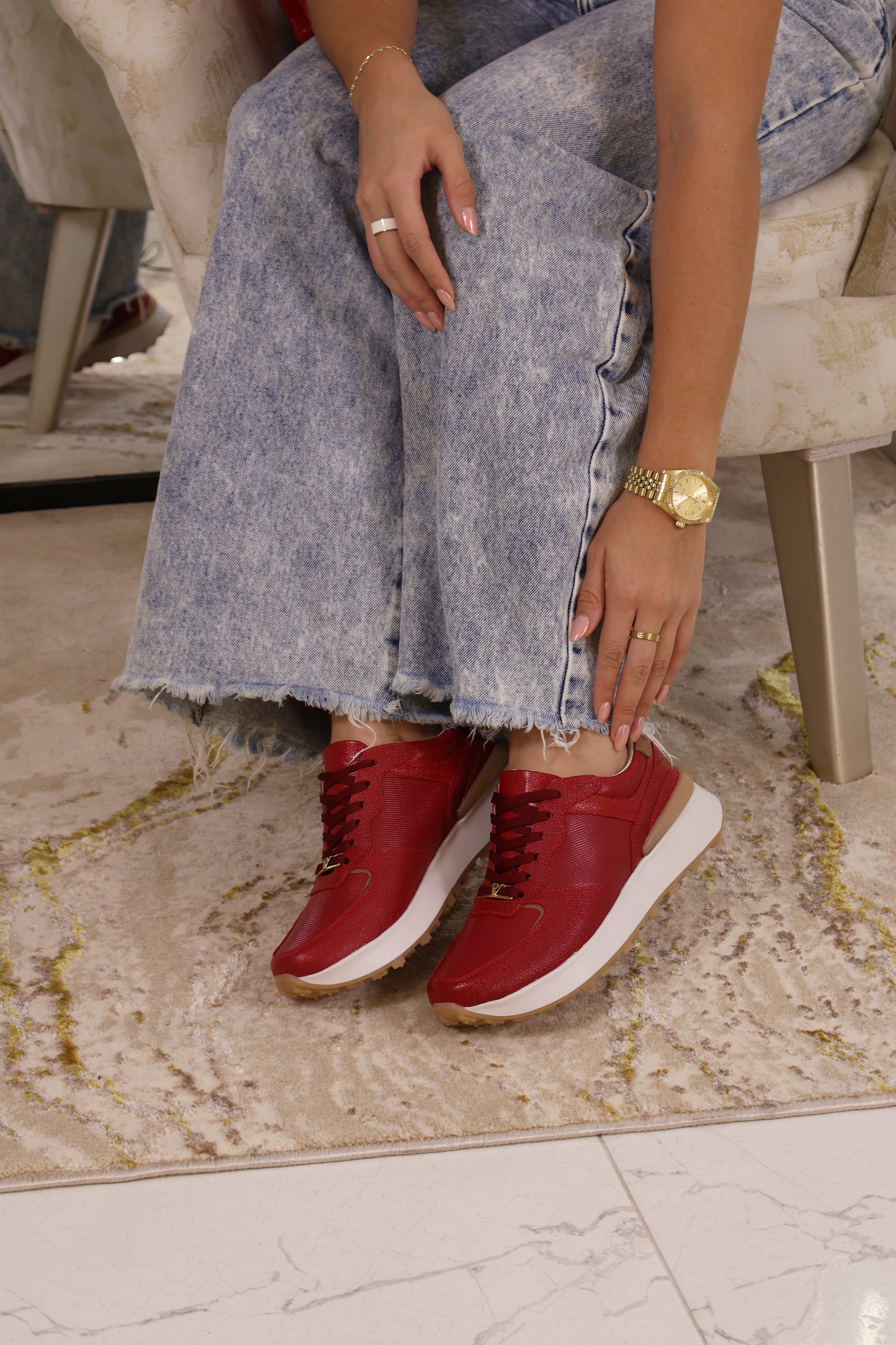 Tenis milu rojo miel en cuero