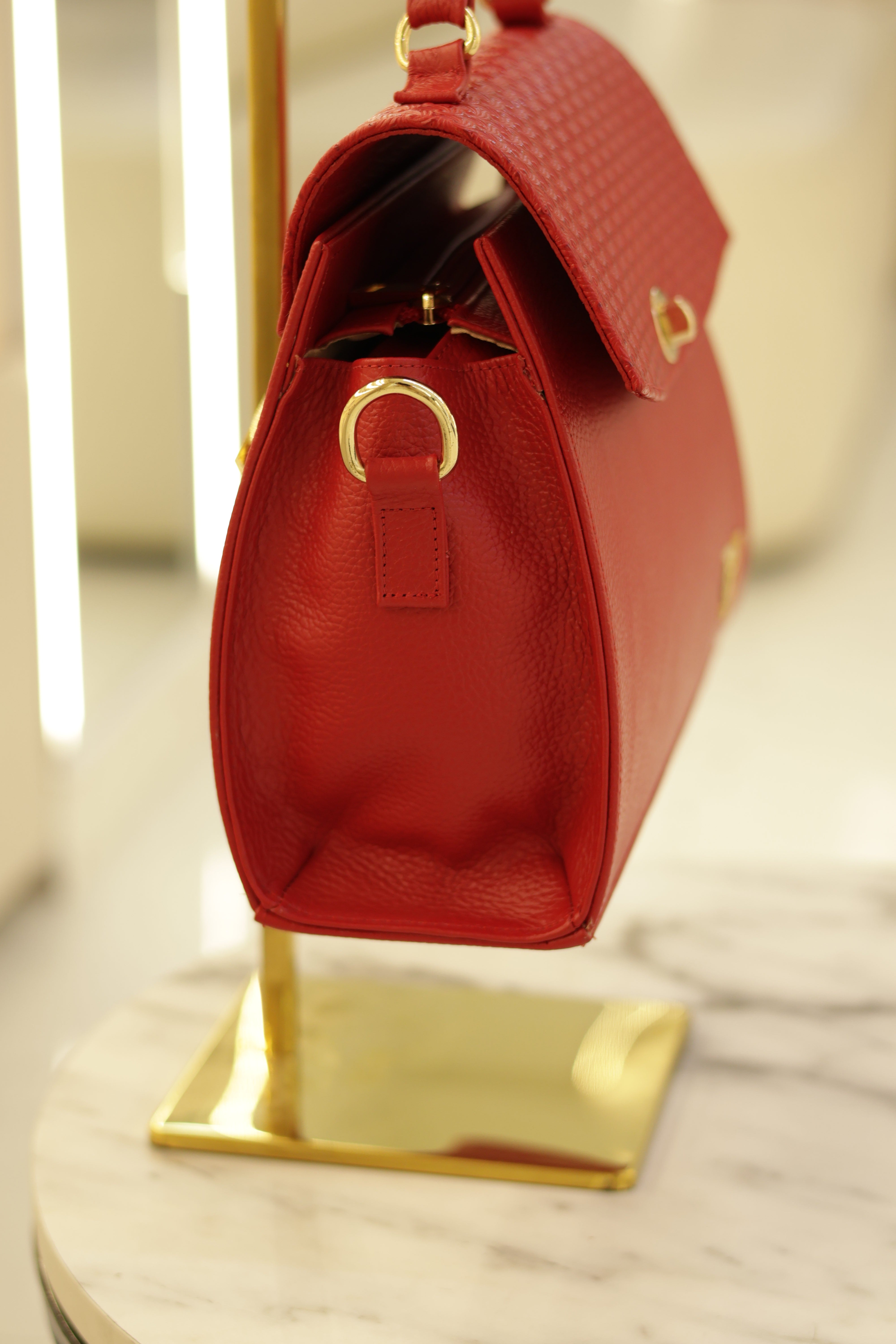 Bolso de cuero rojo ck