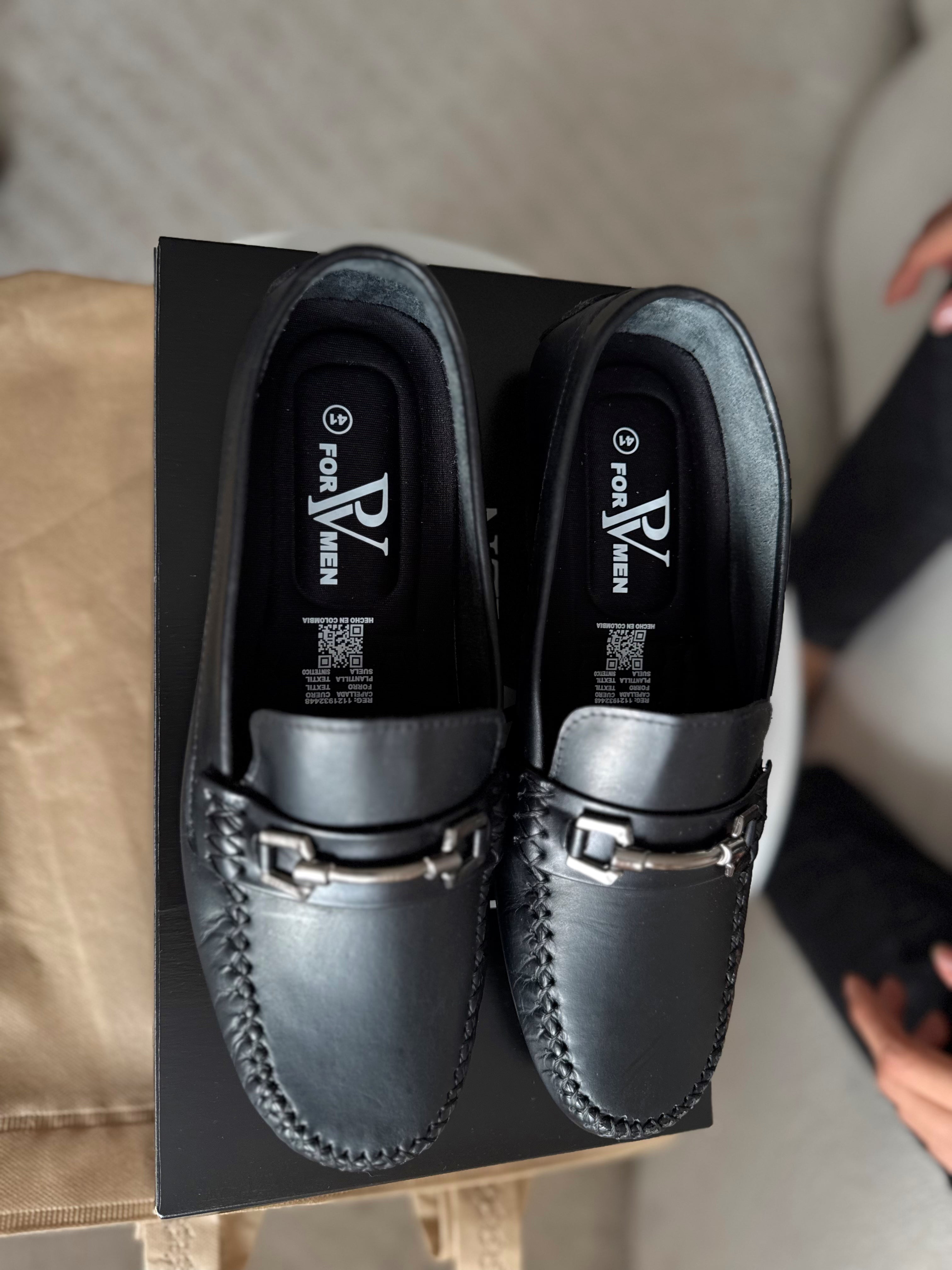 Mocasín de hombre en cuero negro