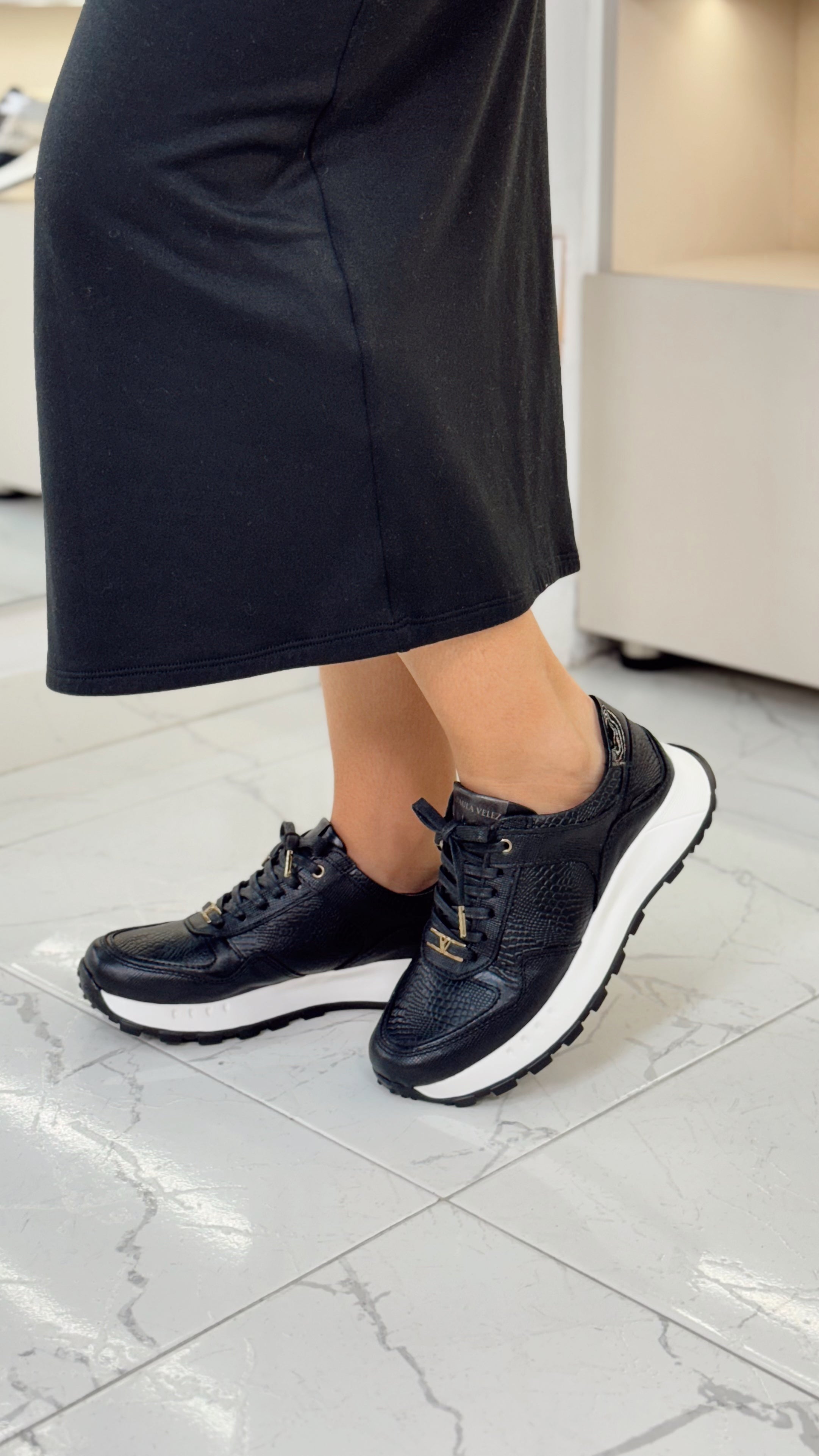 Tenis Denver Negro Charol Nadal