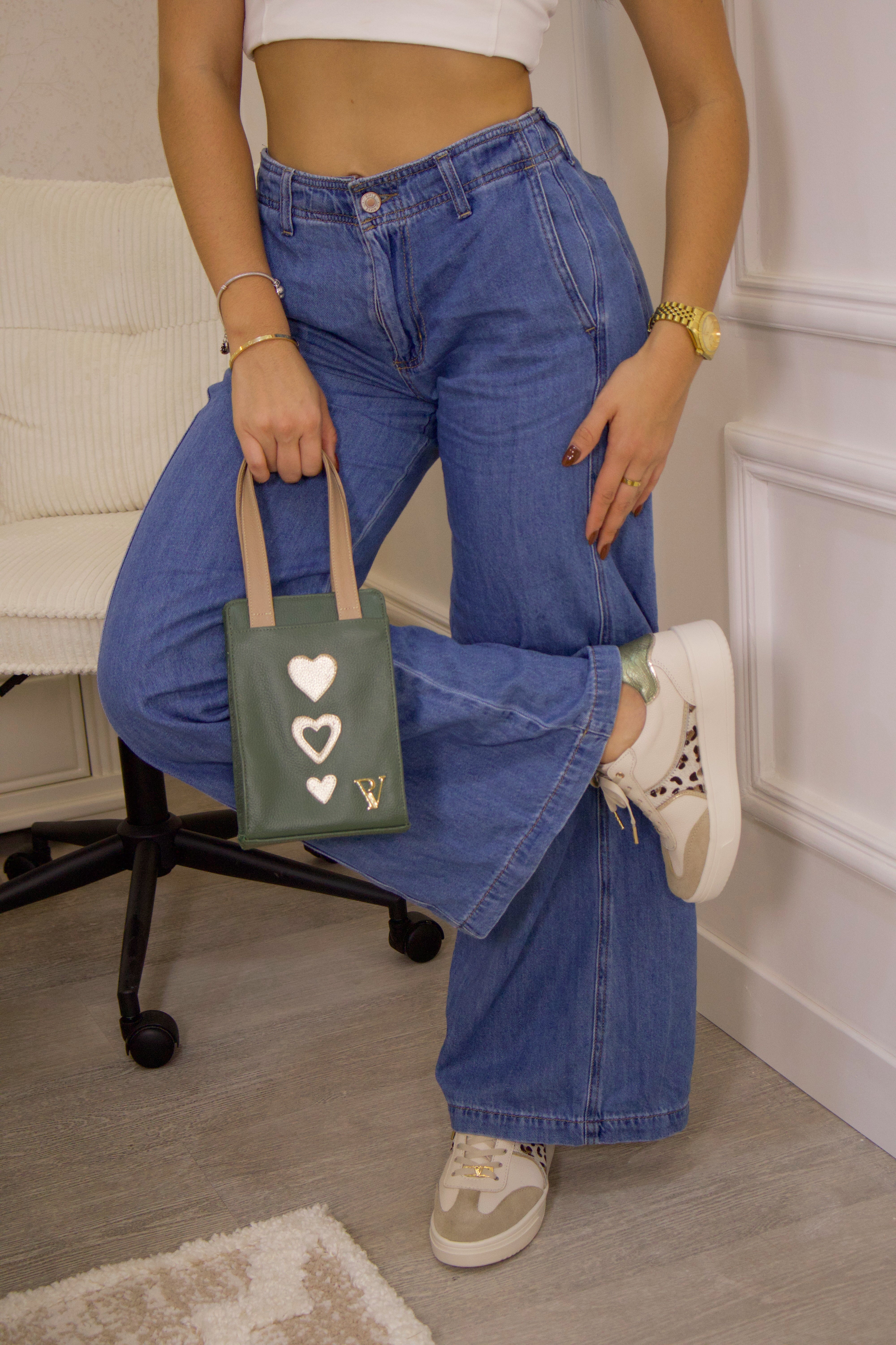 Manos libres valentino en cuero esmeralda