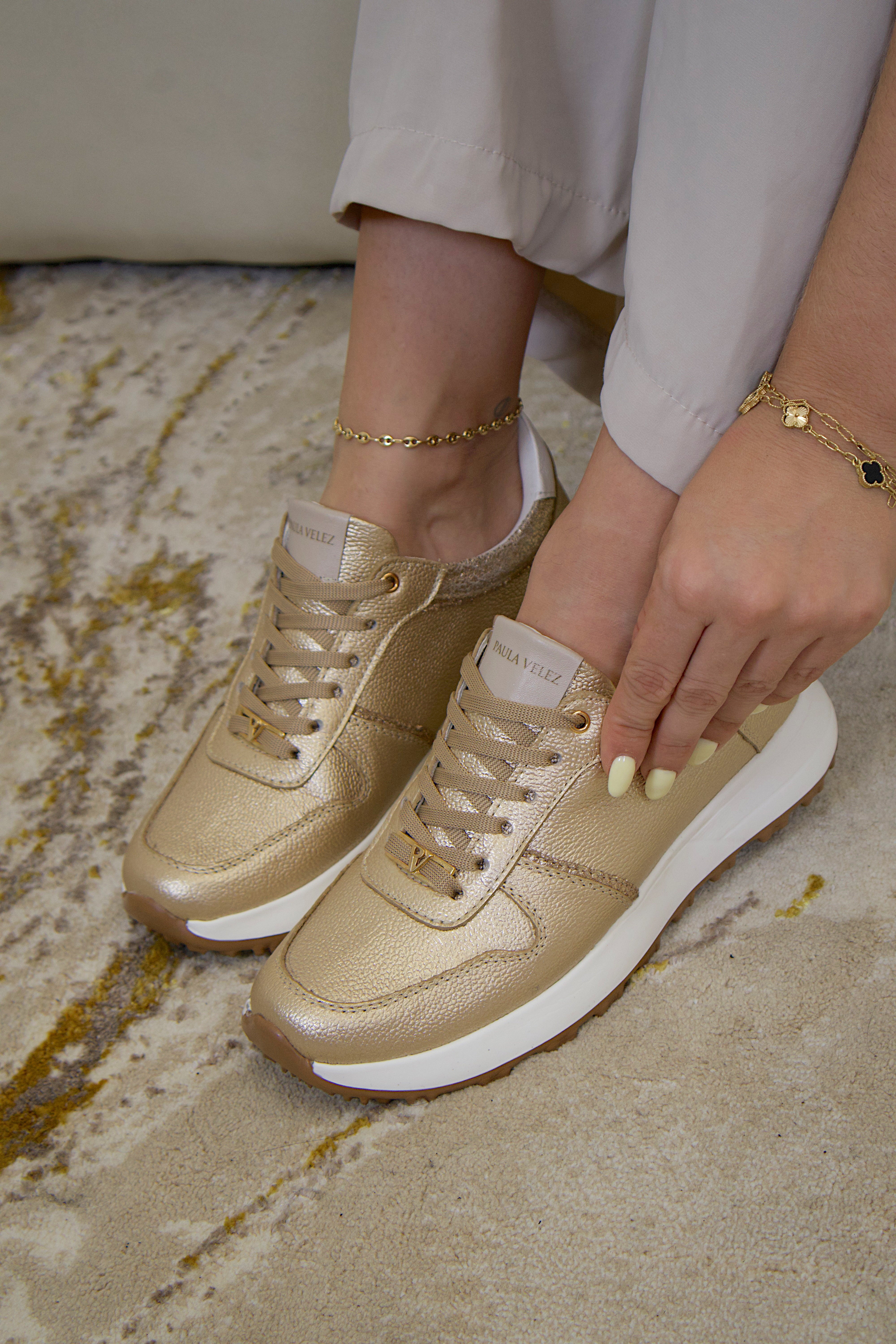 Tenis Chanel Dorado Densa