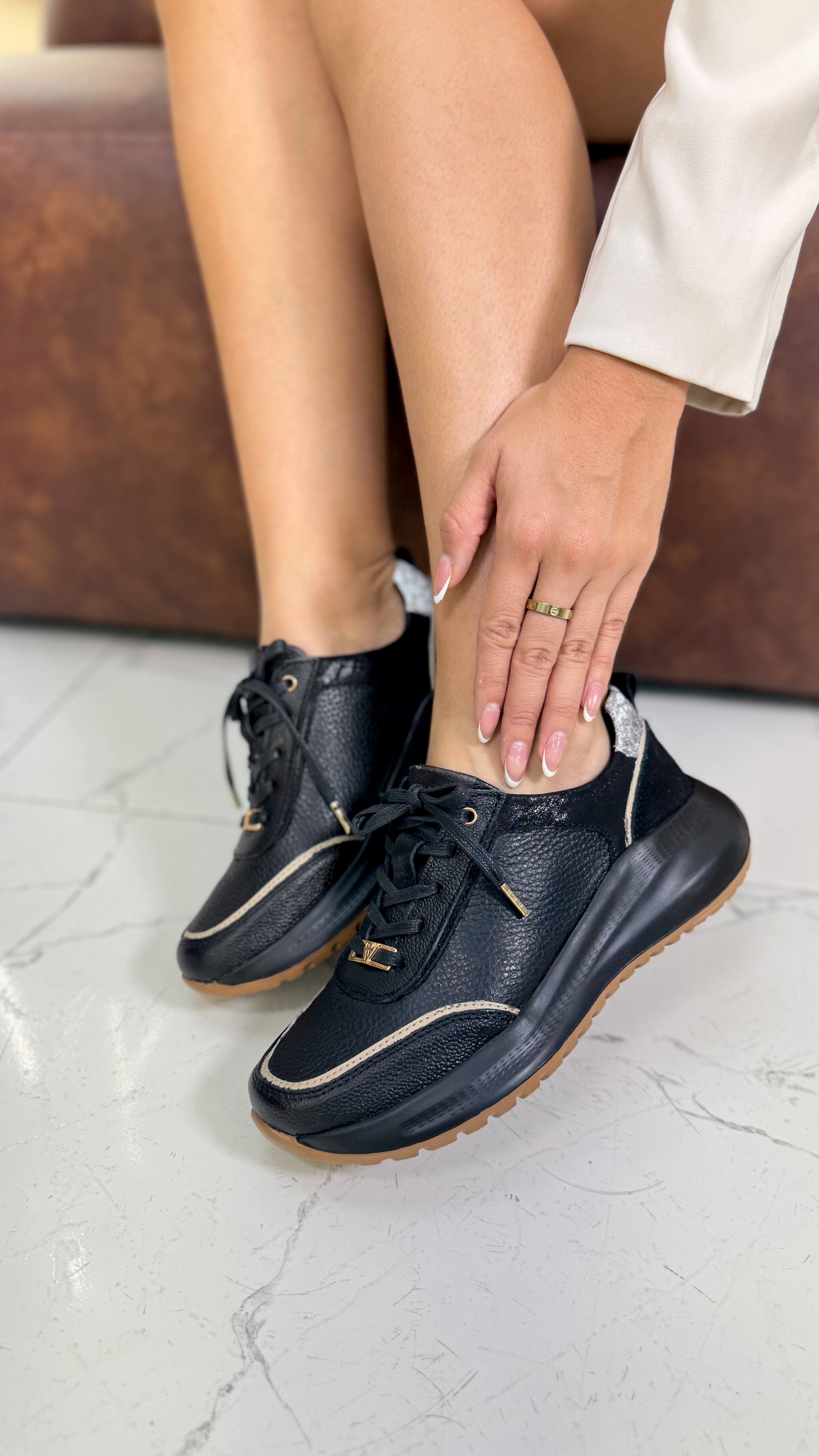 Tenis Origen Negro Dino Folia panda