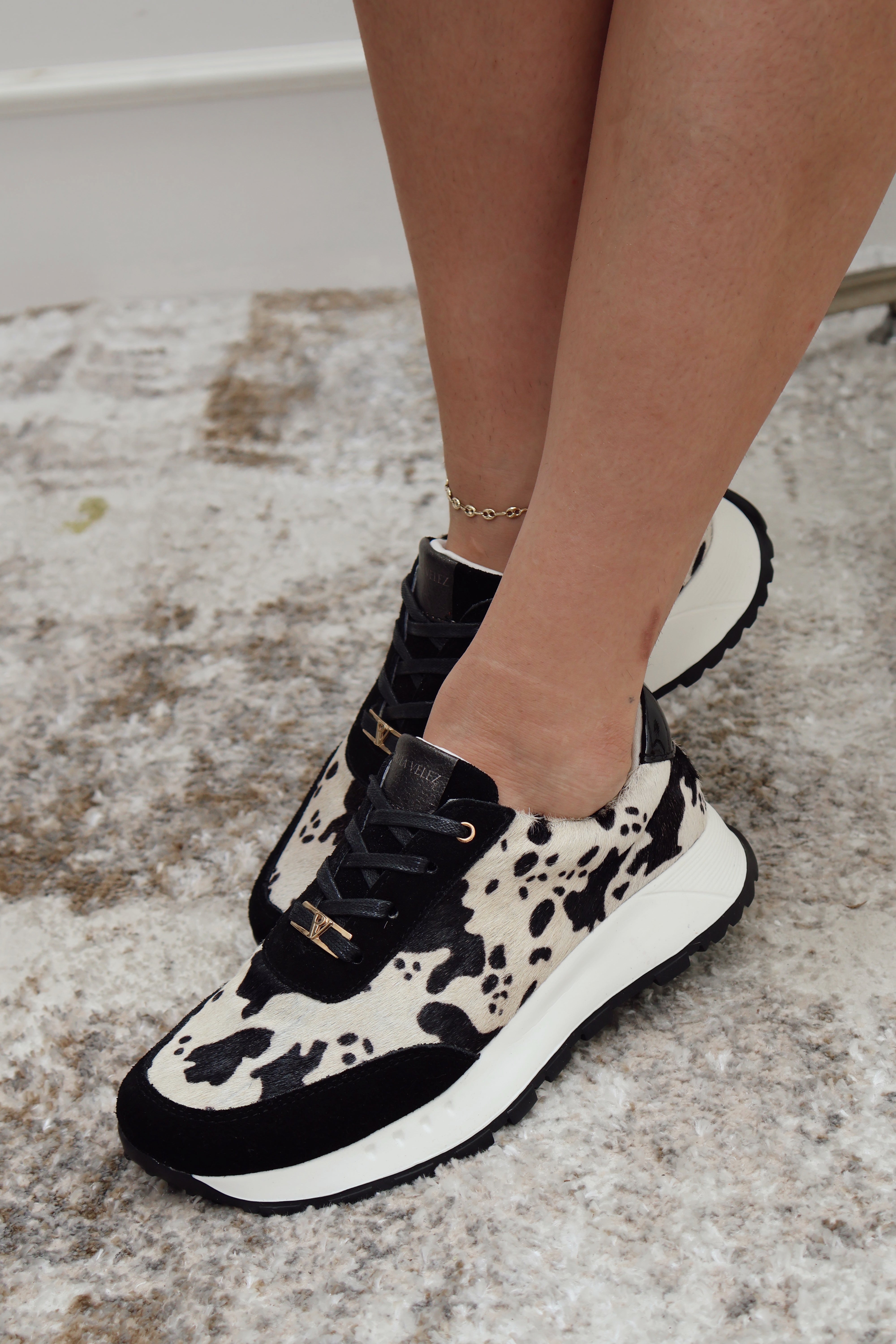 Tenis Oso Negro Vaquita en cuero