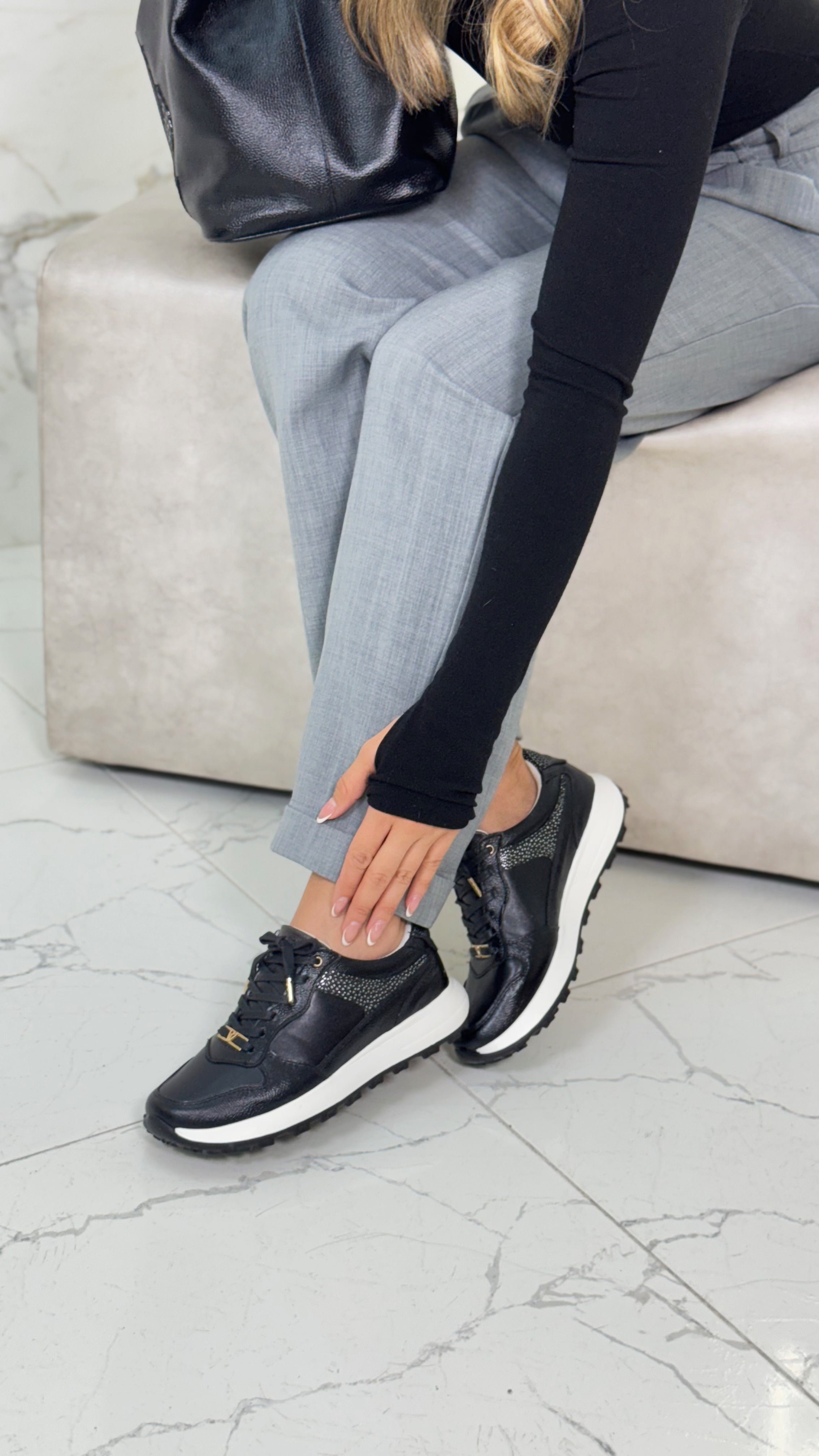 Romeo negro folia Nadal Densa