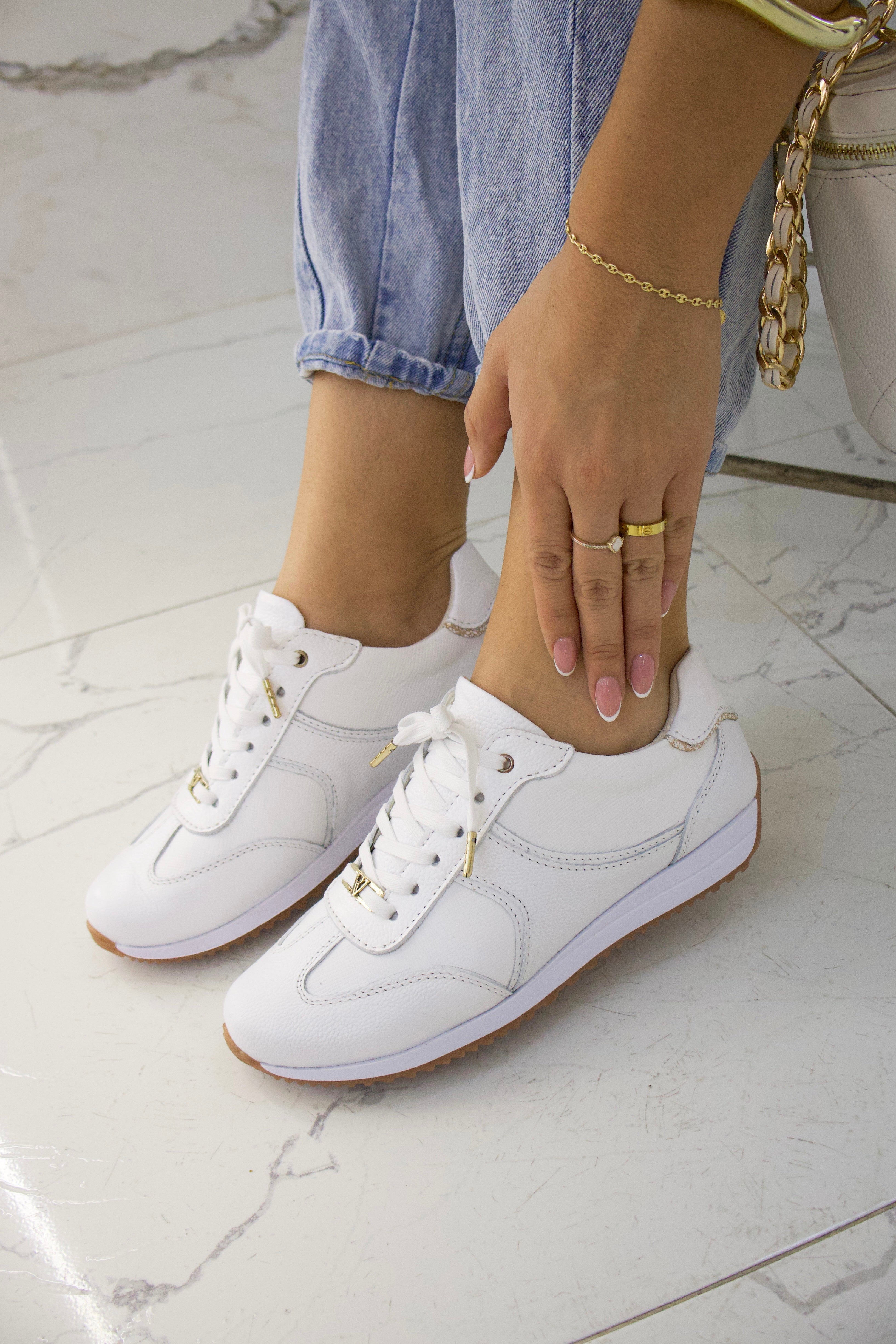 Milán Blanco Run Tenis en Cuero