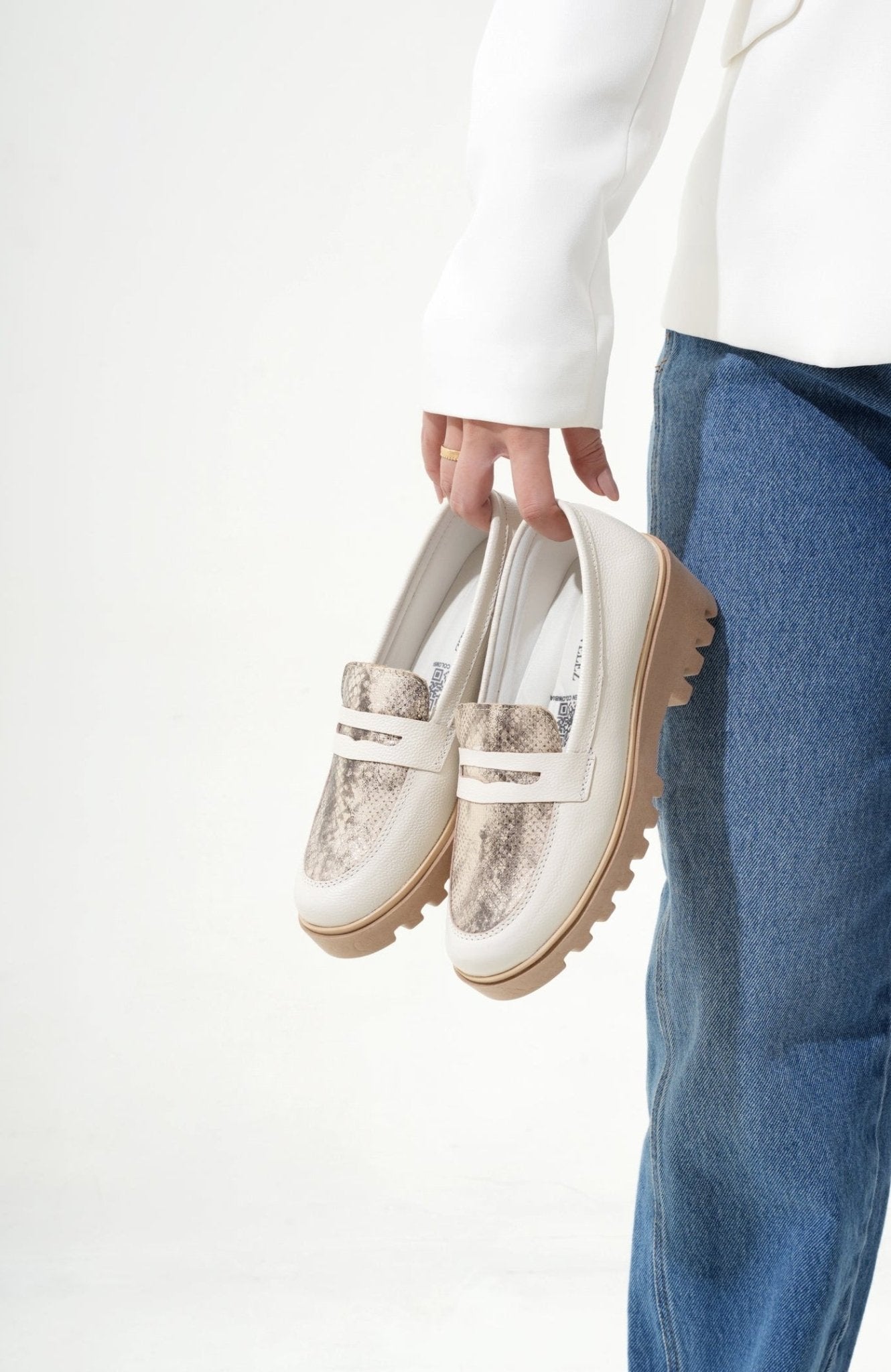 Mocasín Emma Avena Osaka en cuero - PAULA VELEZ