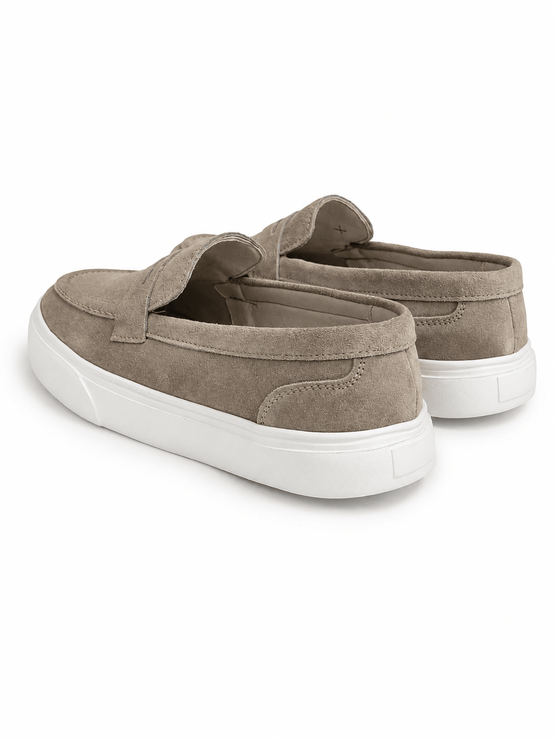Mocasin para hombre en carnaza arena - PAULA VELEZ