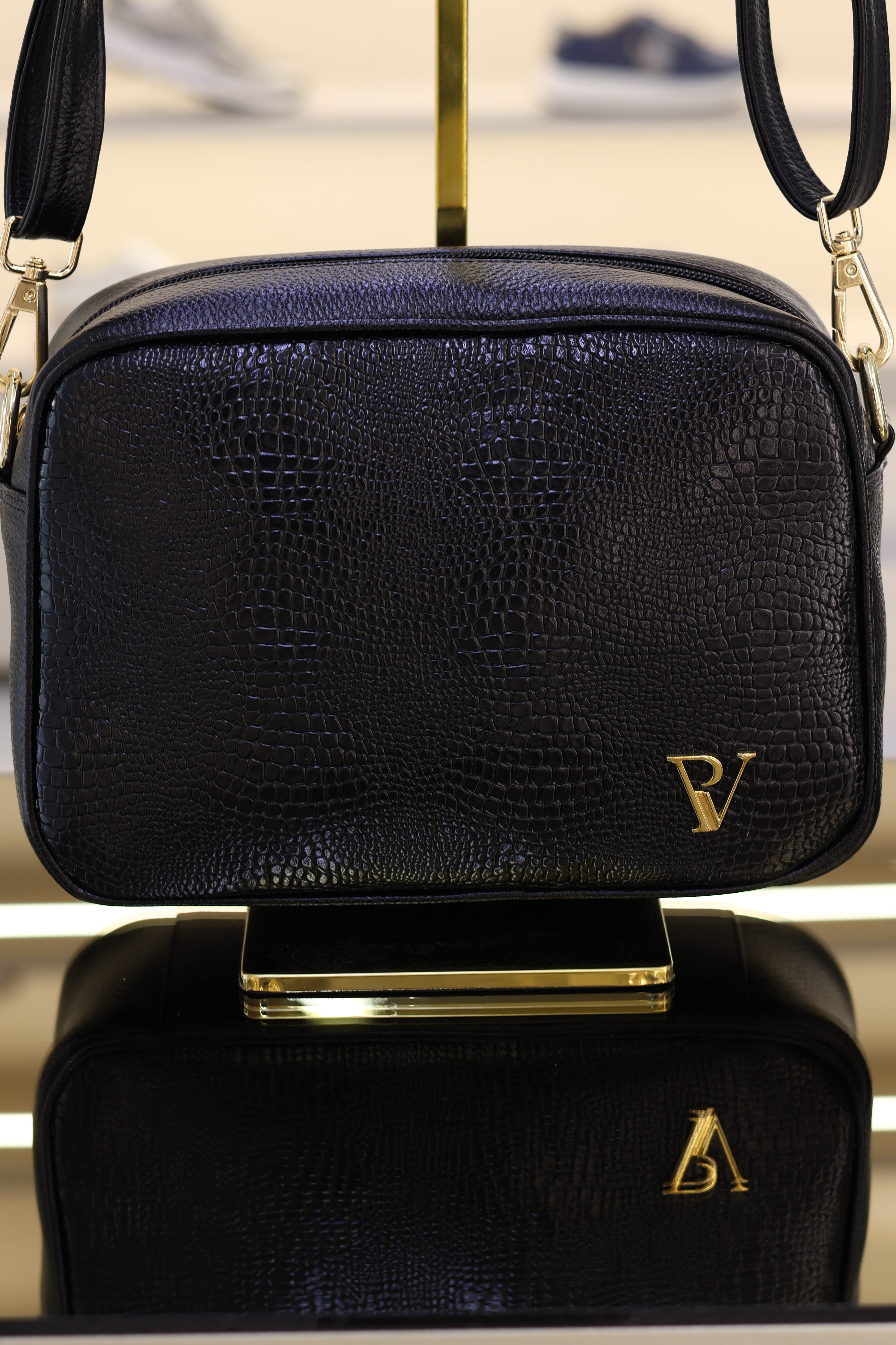 Manos libres emma en cuero negro folia