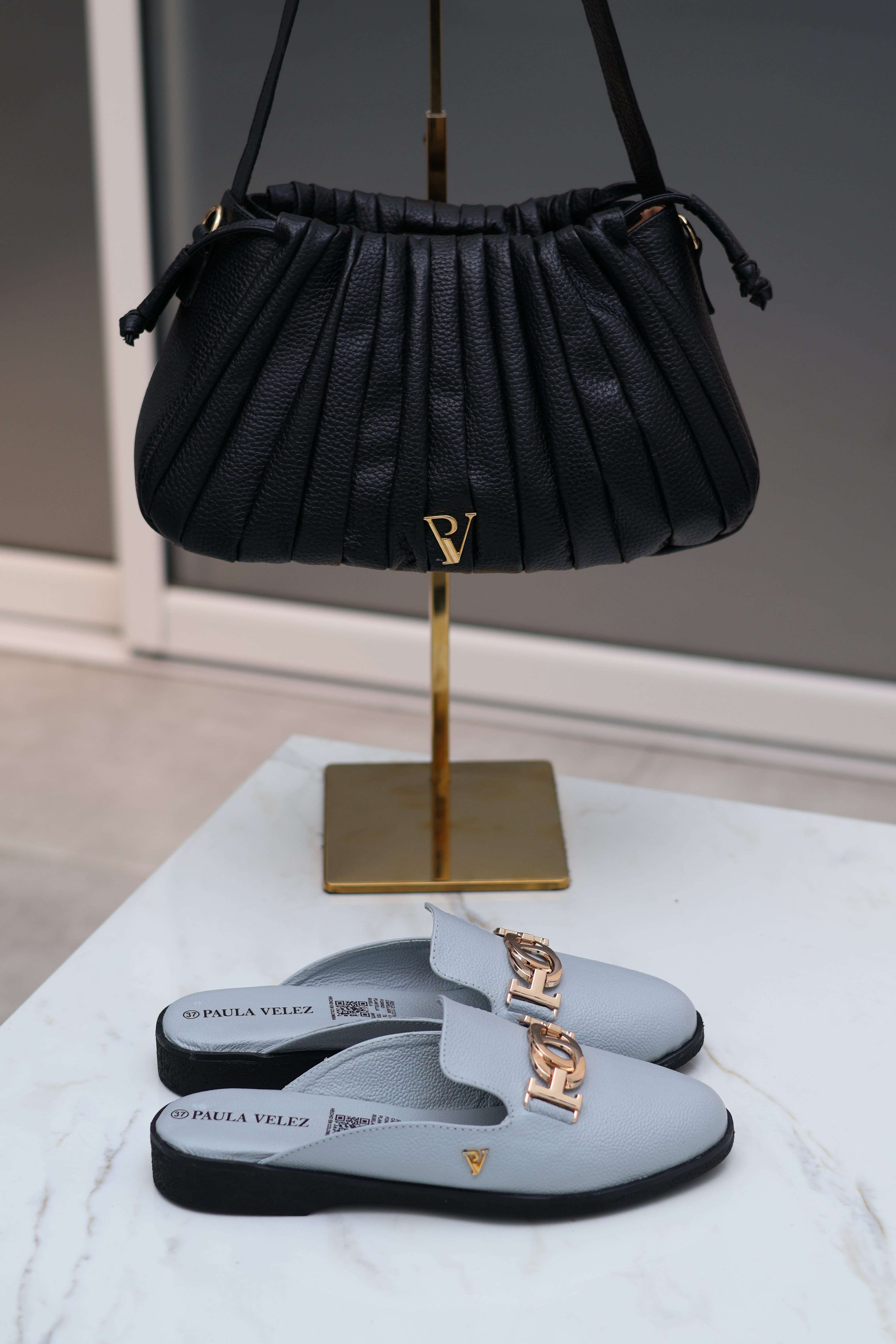 Sueco baby blue en cuero