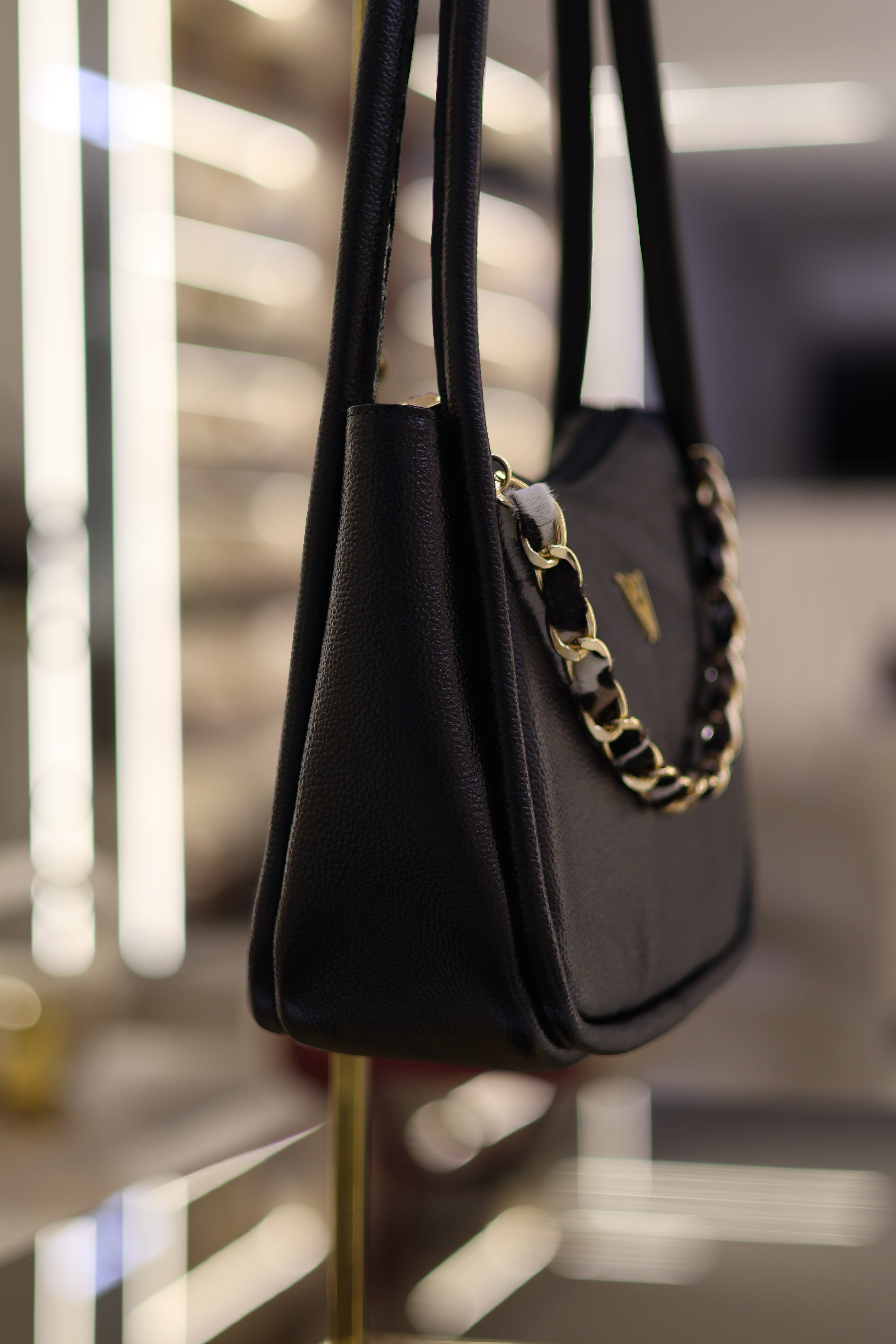 Bolso ally Negro en cuero