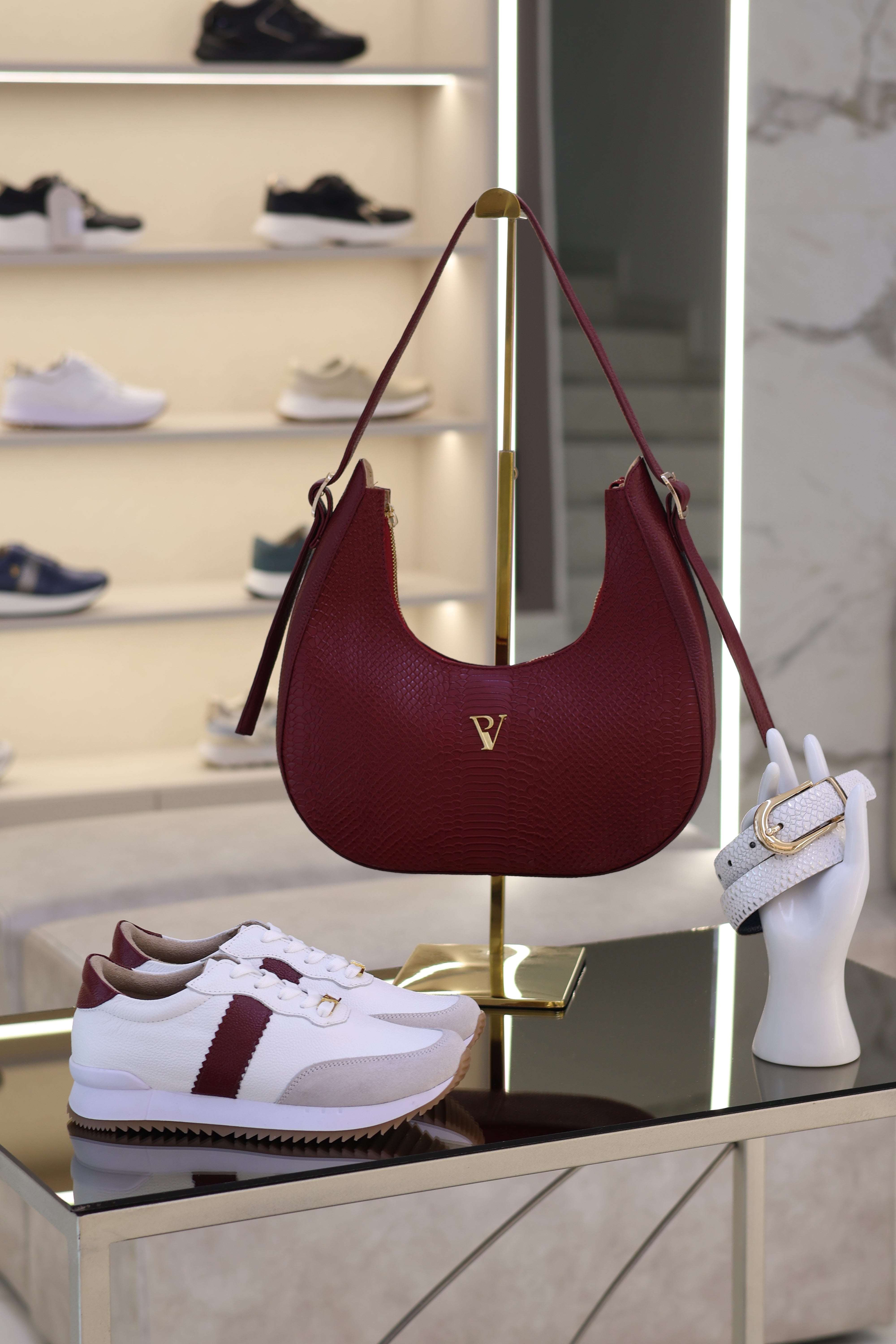 Tenis de cuero Oso blanco vino Luigi