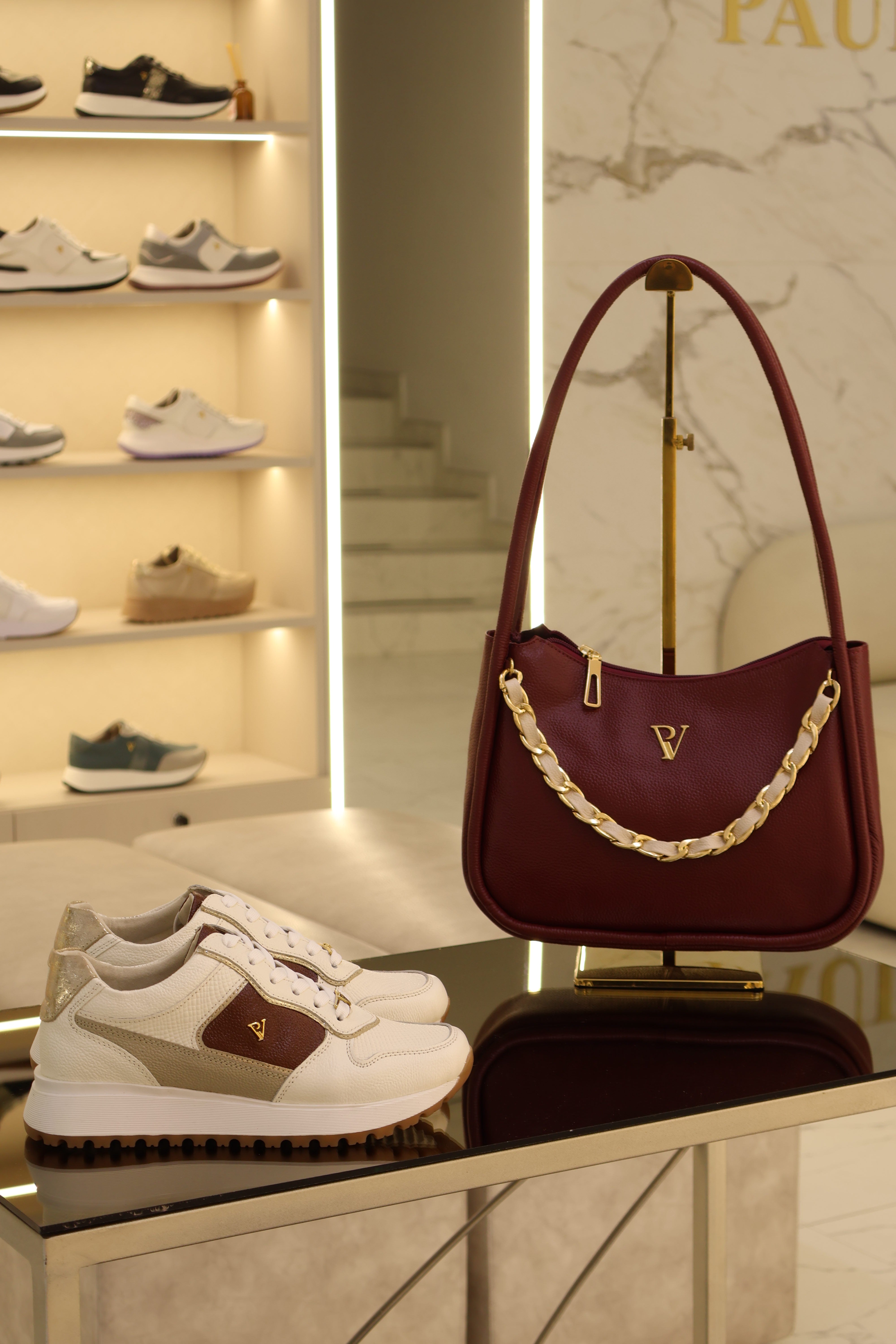 Romeo talco x cafe tenis en cuero