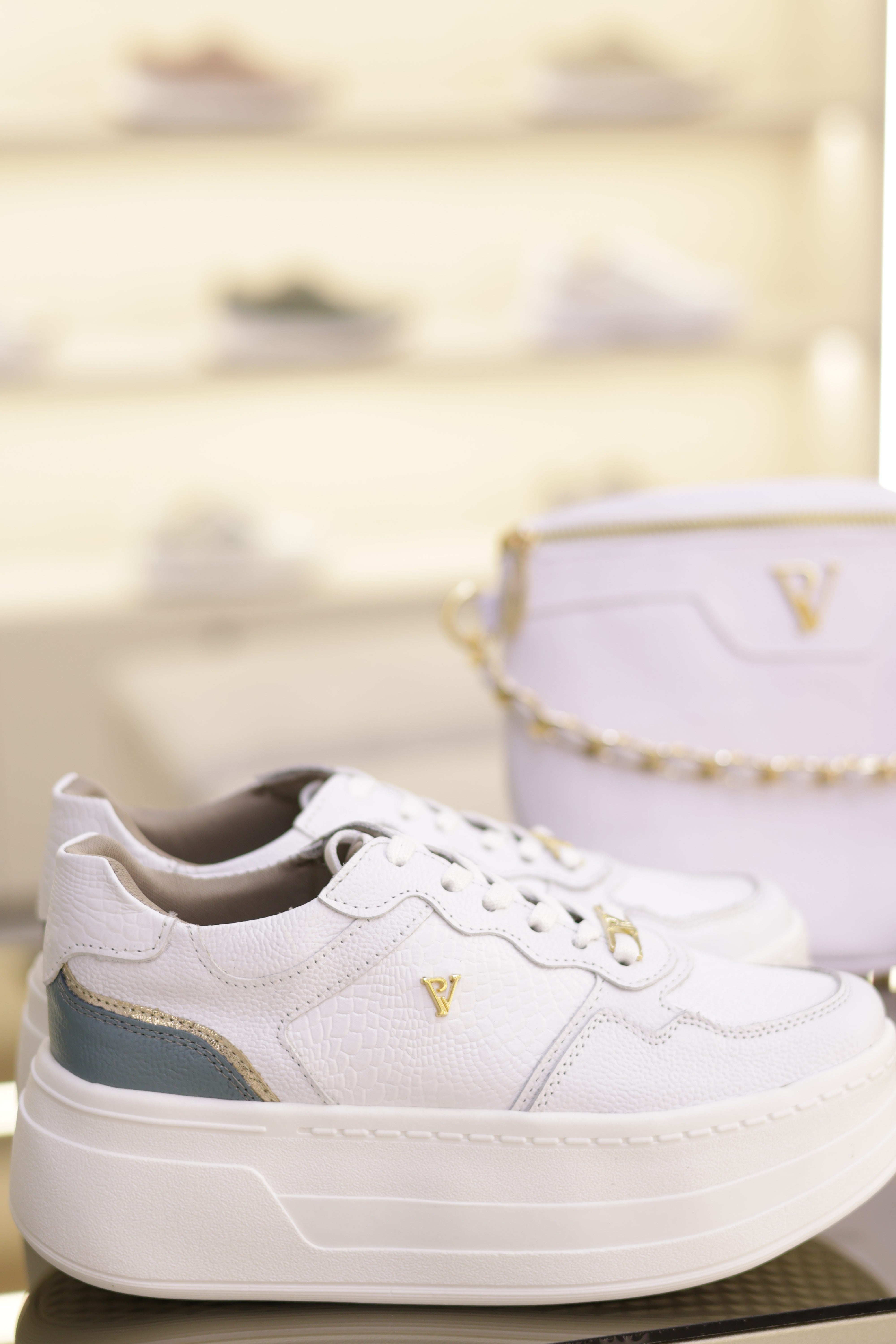 Tenis paris blanco en cuero