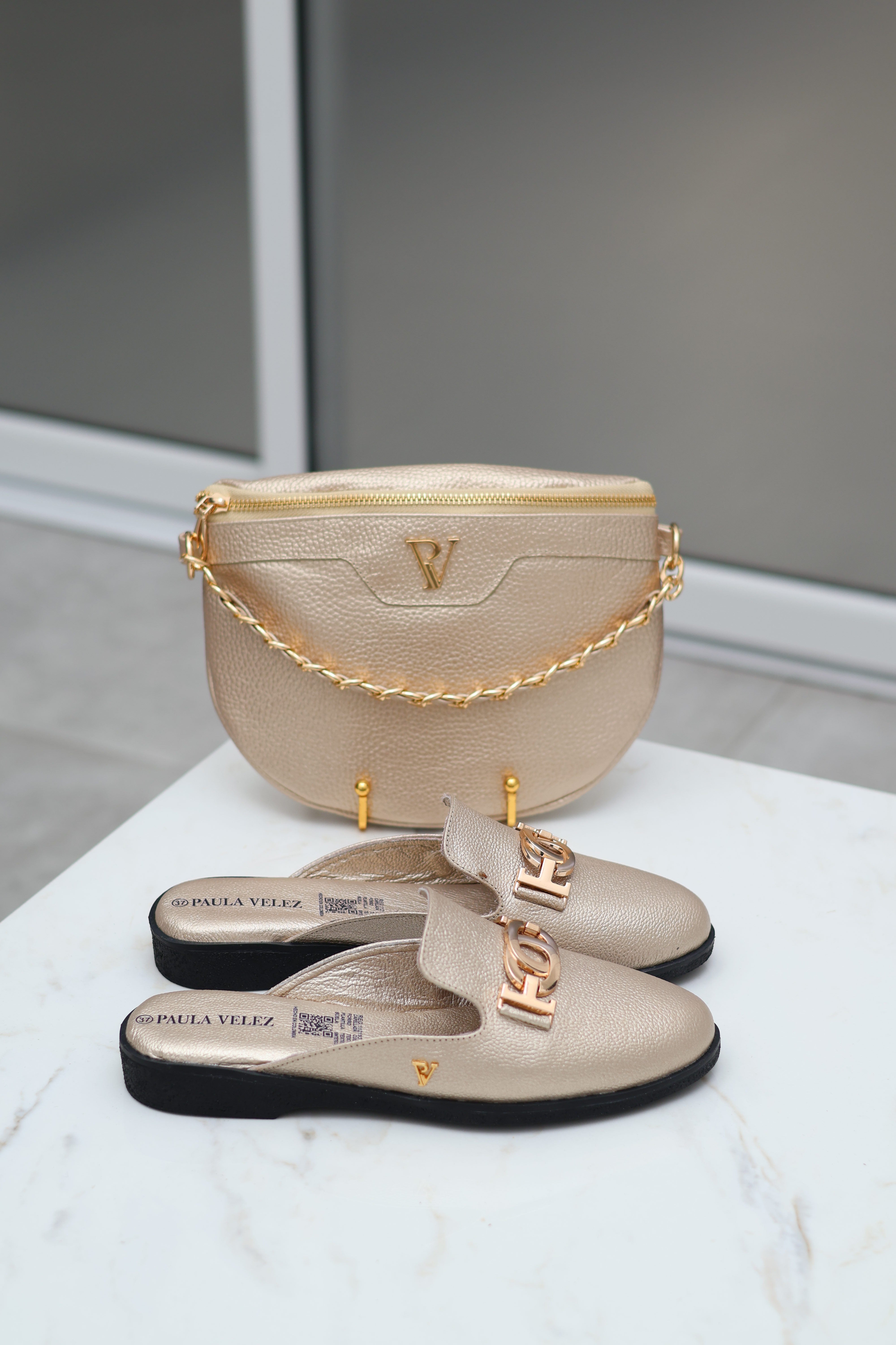 Sueco Champán en cuero