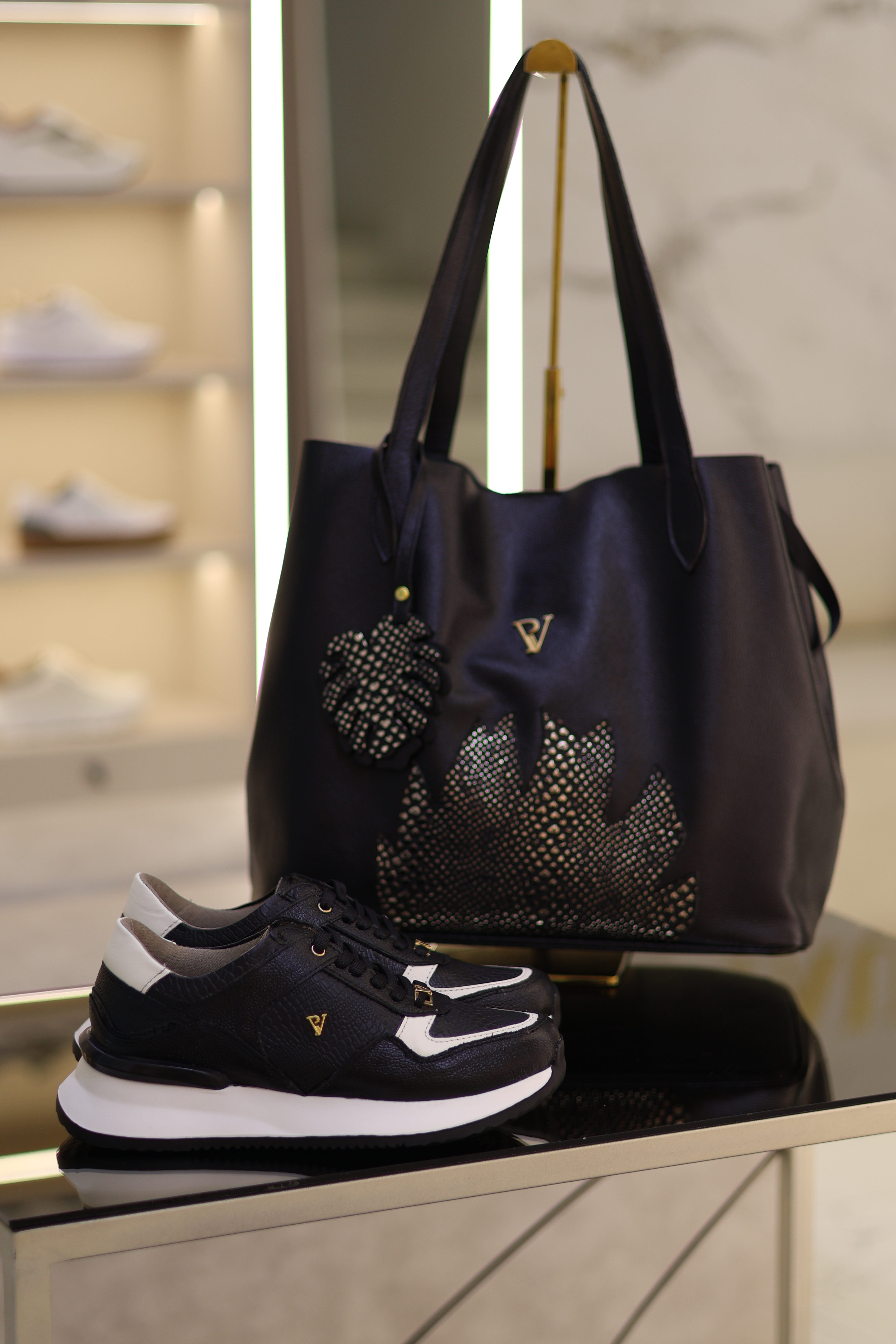 Tenis Denver Negro marfil en cuero