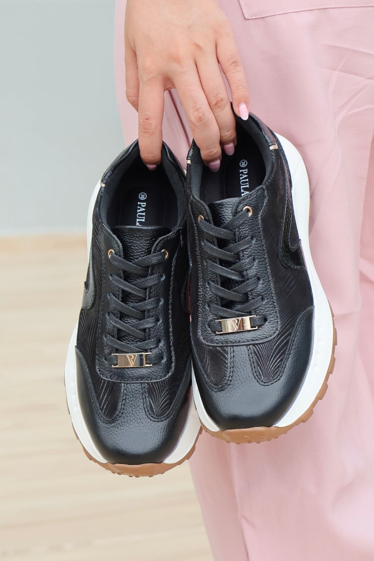 Tenis Aurora Negro en Cuero - Paula Vélez - PAULA VELEZ