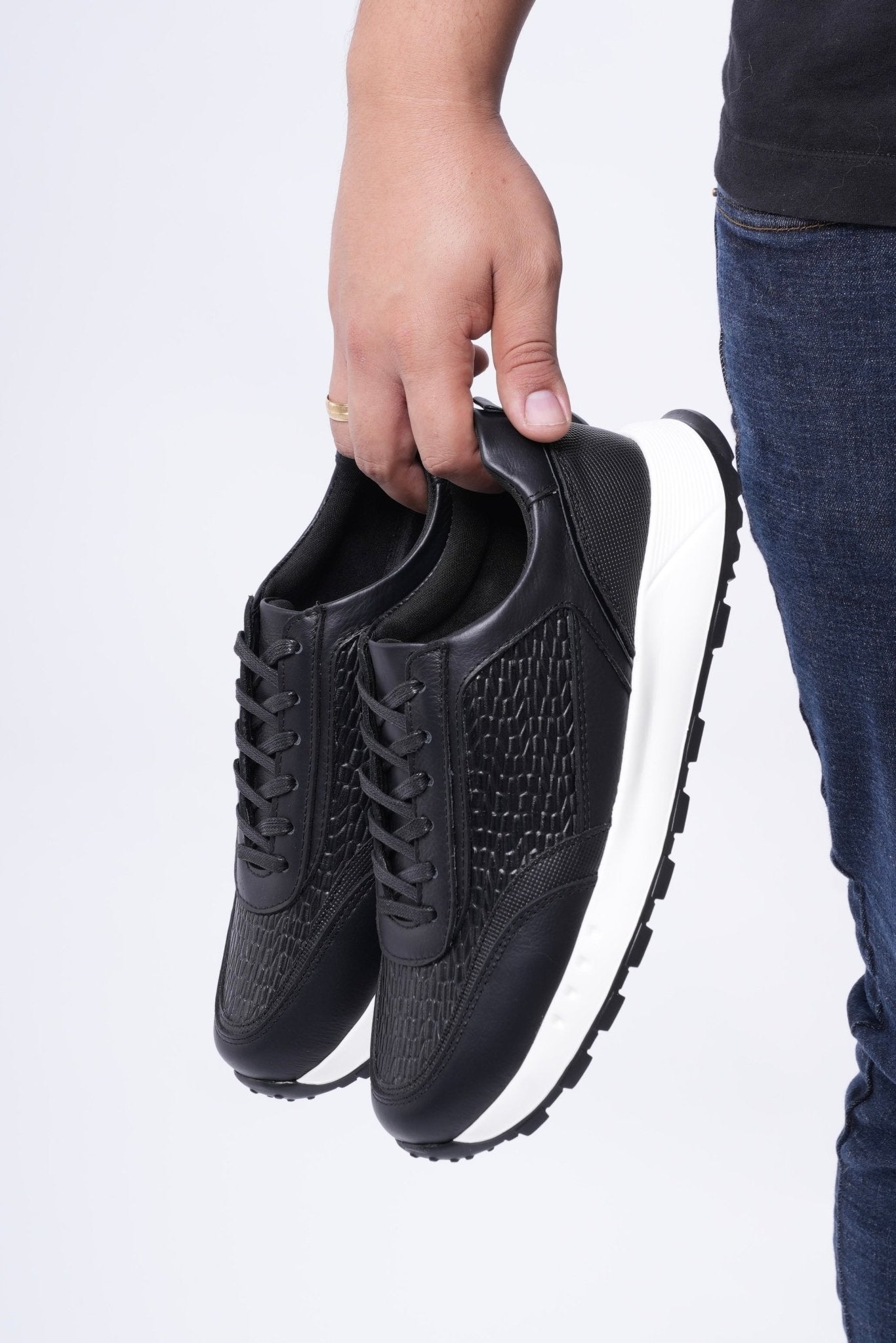 Tenis Origen negro Bambu en Cuero para Hombre - PAULA VELEZ