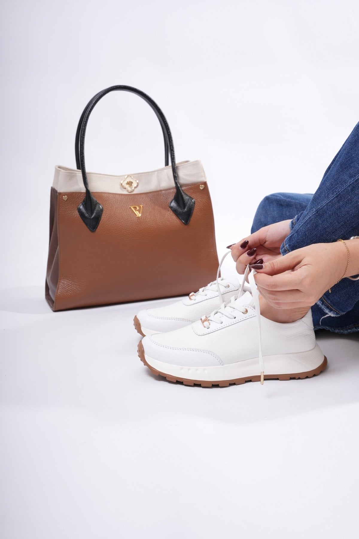 Tenis Oxford Blanco en Cuero - PAULA VELEZ