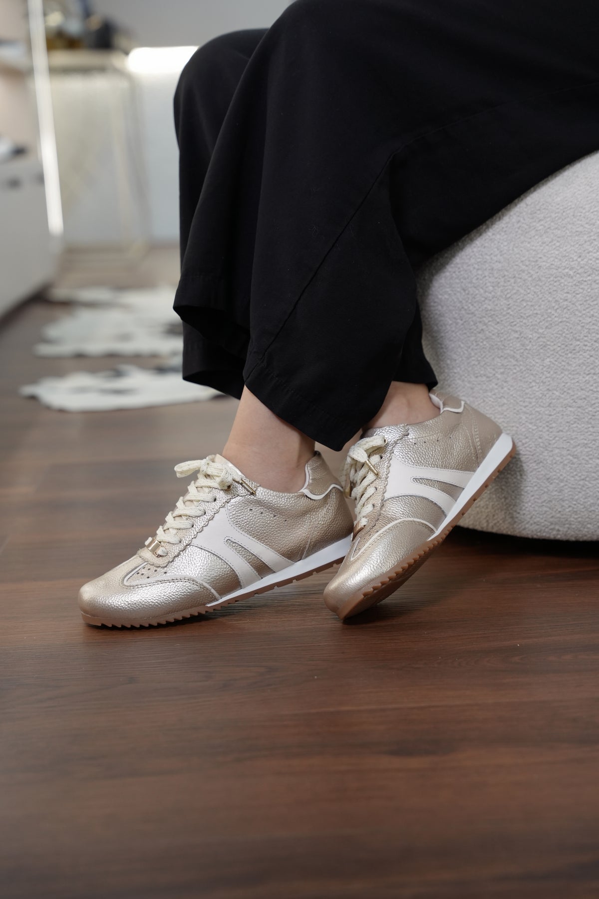 Tenis Emilia en Cuero Oro