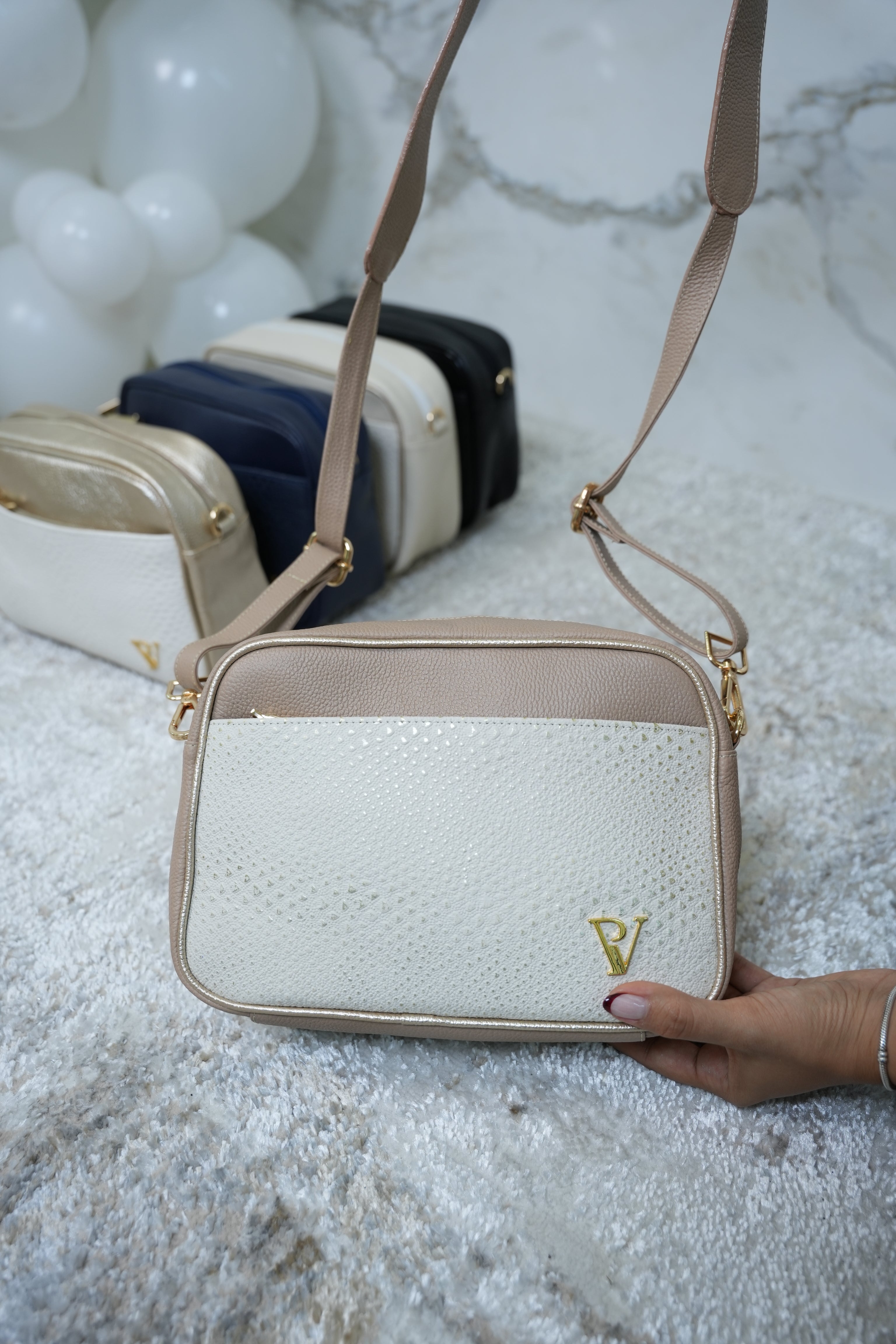 Bolso Emma Taupe Talco en Cuero