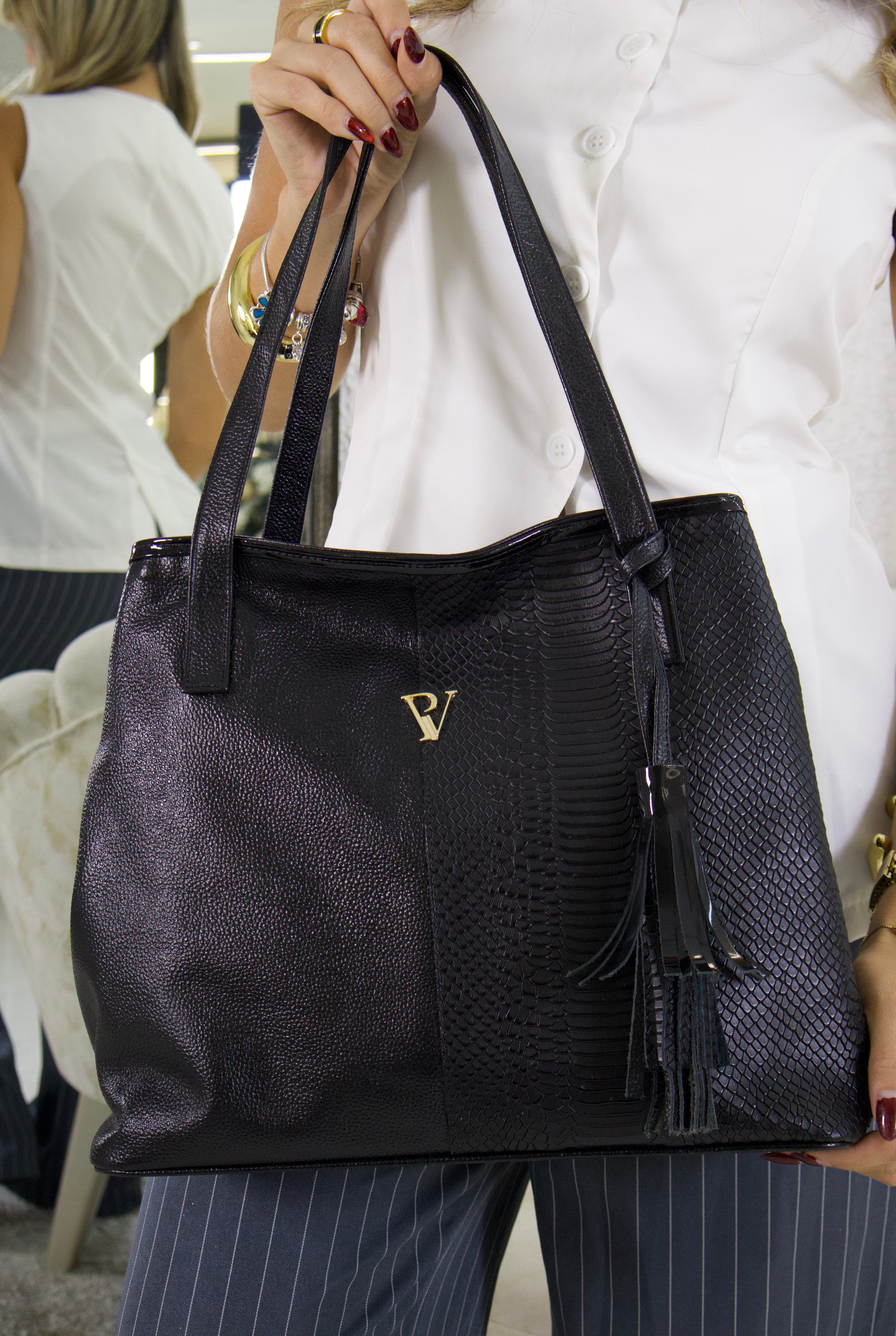 Bolso Mallorca Negro en Cuero