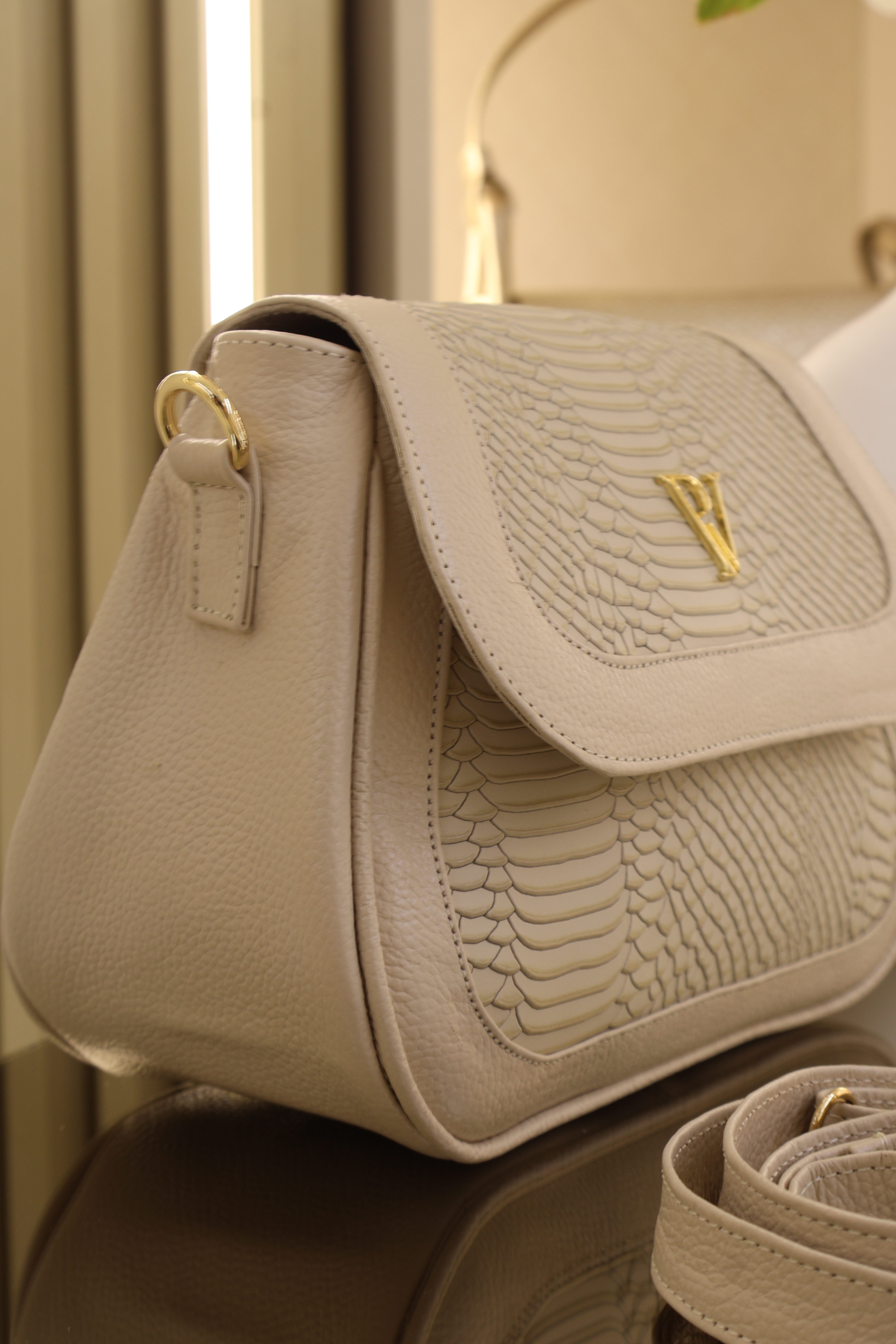 Bolso Siena en cuero Talco
