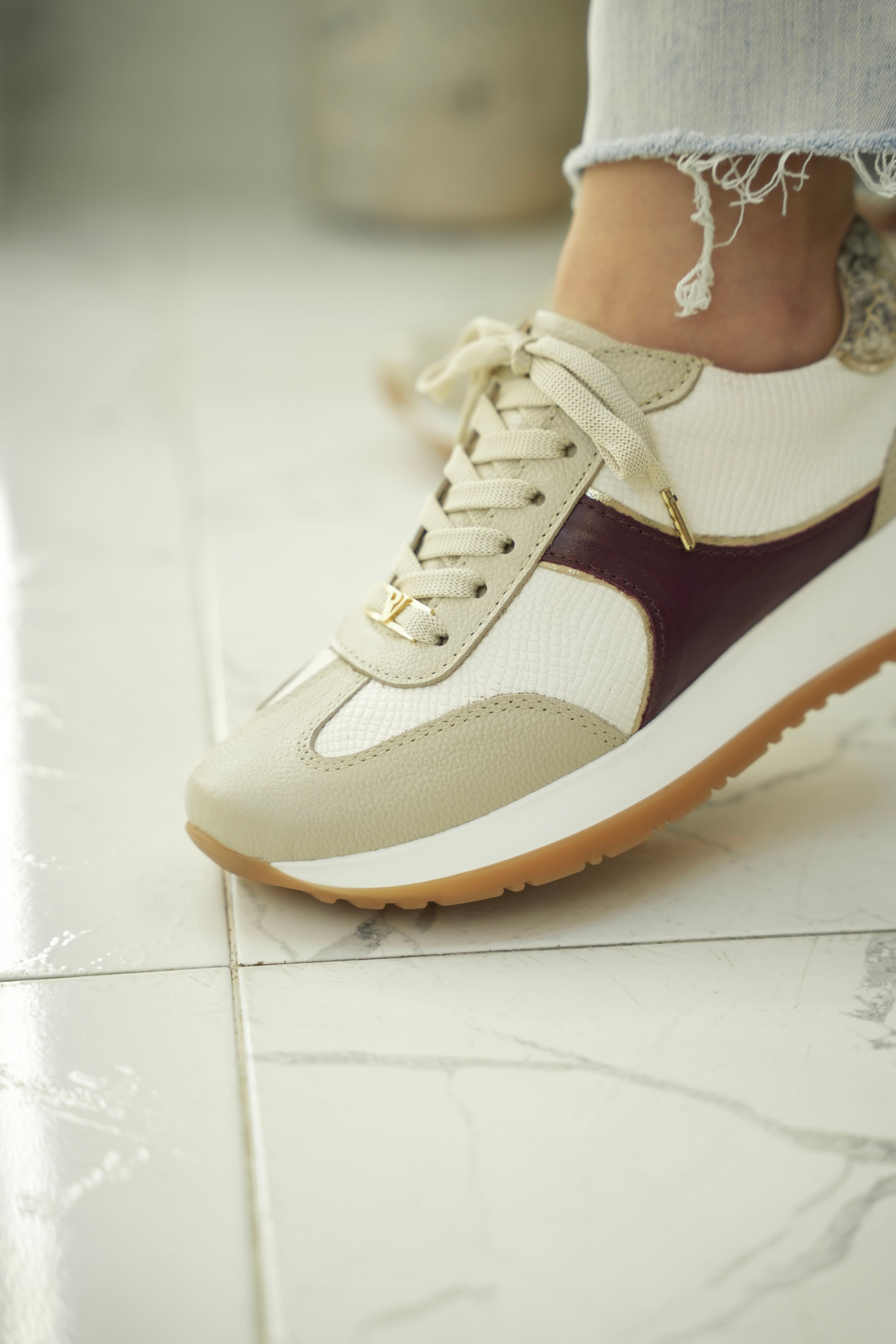 Tenis en cuero Milán Taupe Vino