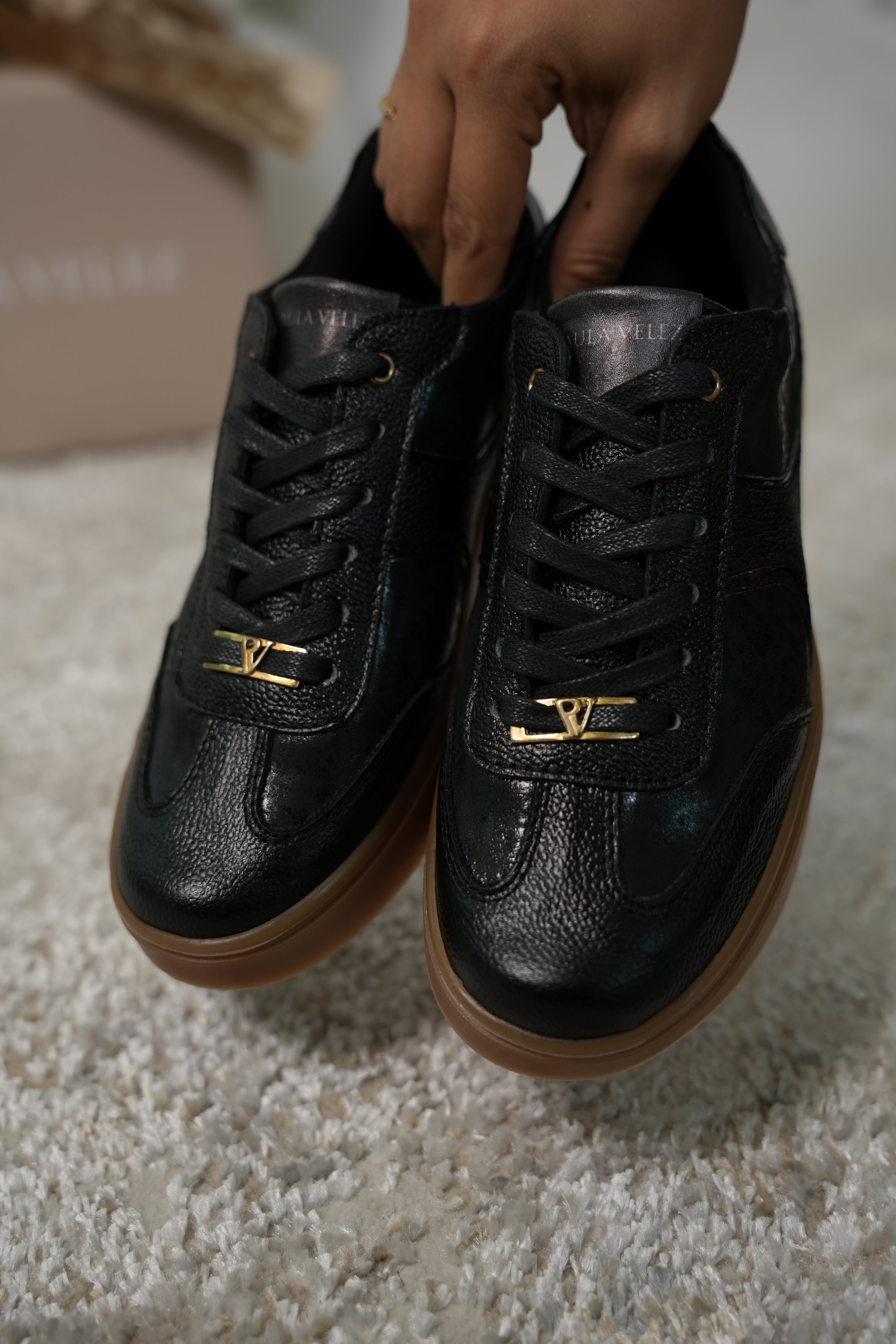 Tenis Milán Negro London